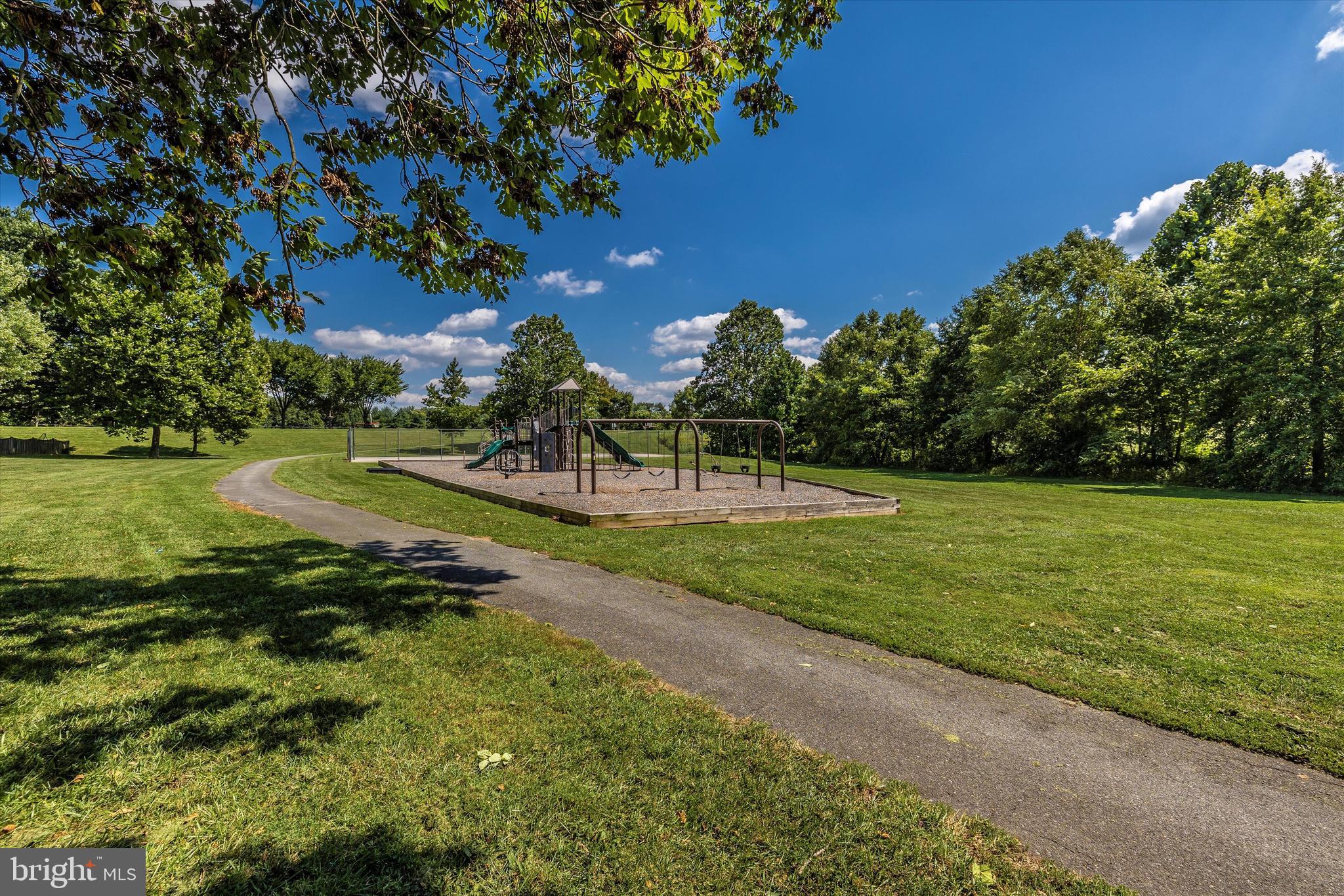 FREDERICKTOWNE VILLAGE - Residential