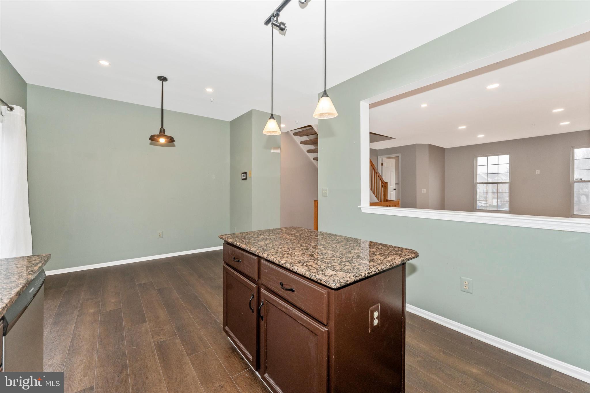 FREDERICKTOWNE VILLAGE - Residential