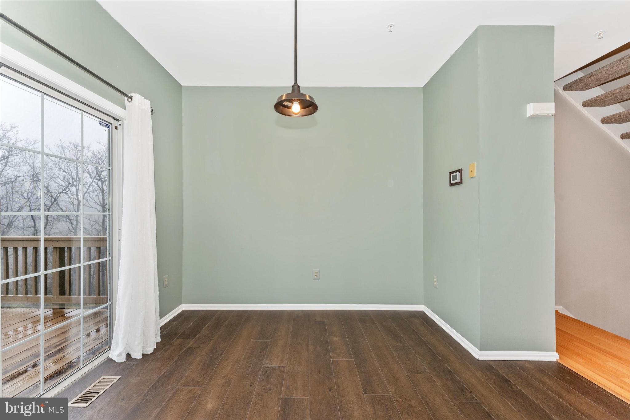 FREDERICKTOWNE VILLAGE - Residential