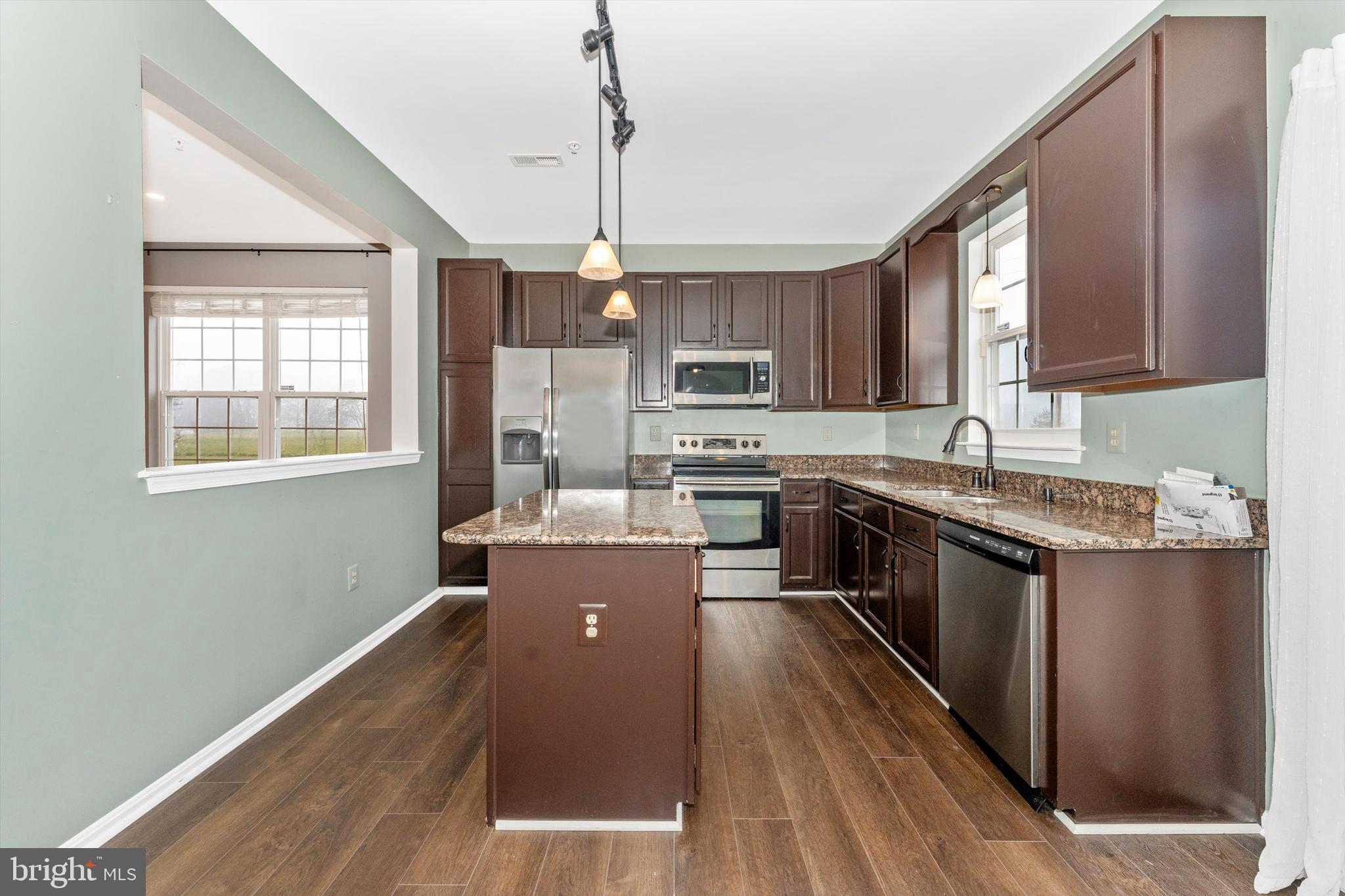 FREDERICKTOWNE VILLAGE - Residential