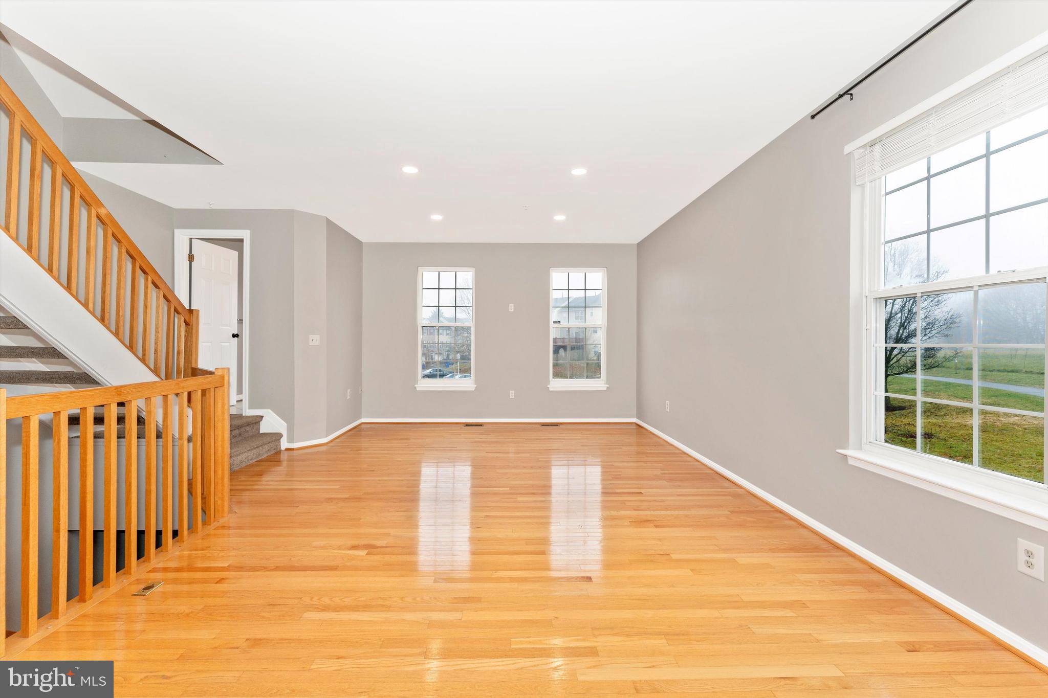 FREDERICKTOWNE VILLAGE - Residential