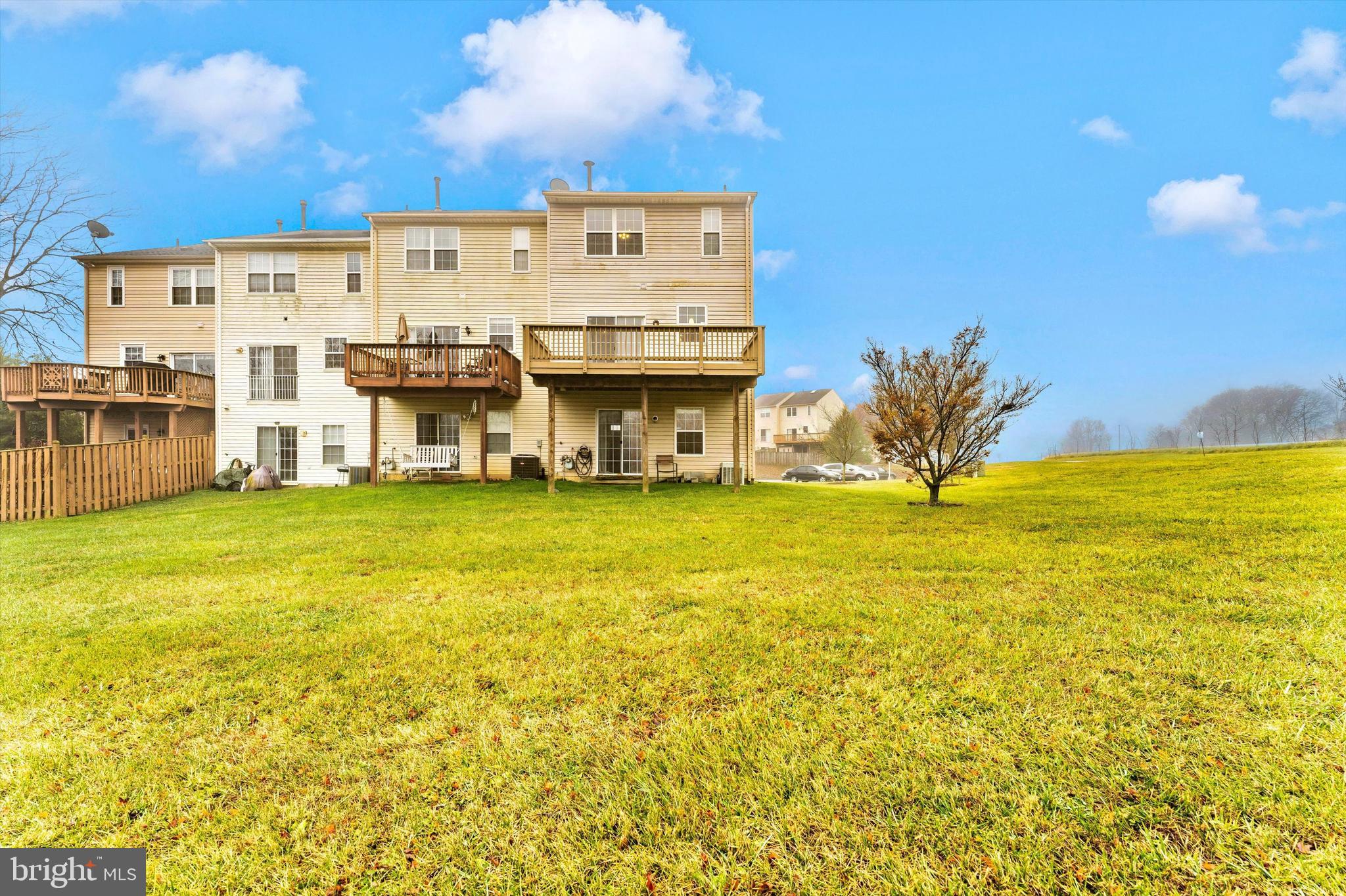 FREDERICKTOWNE VILLAGE - Residential