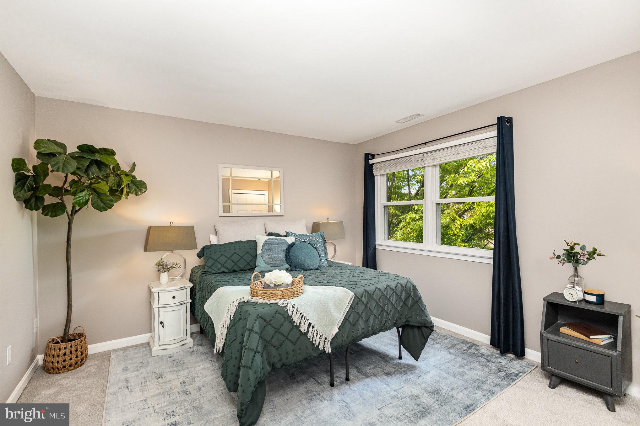 OLD BALLSTON TOWN - Residential