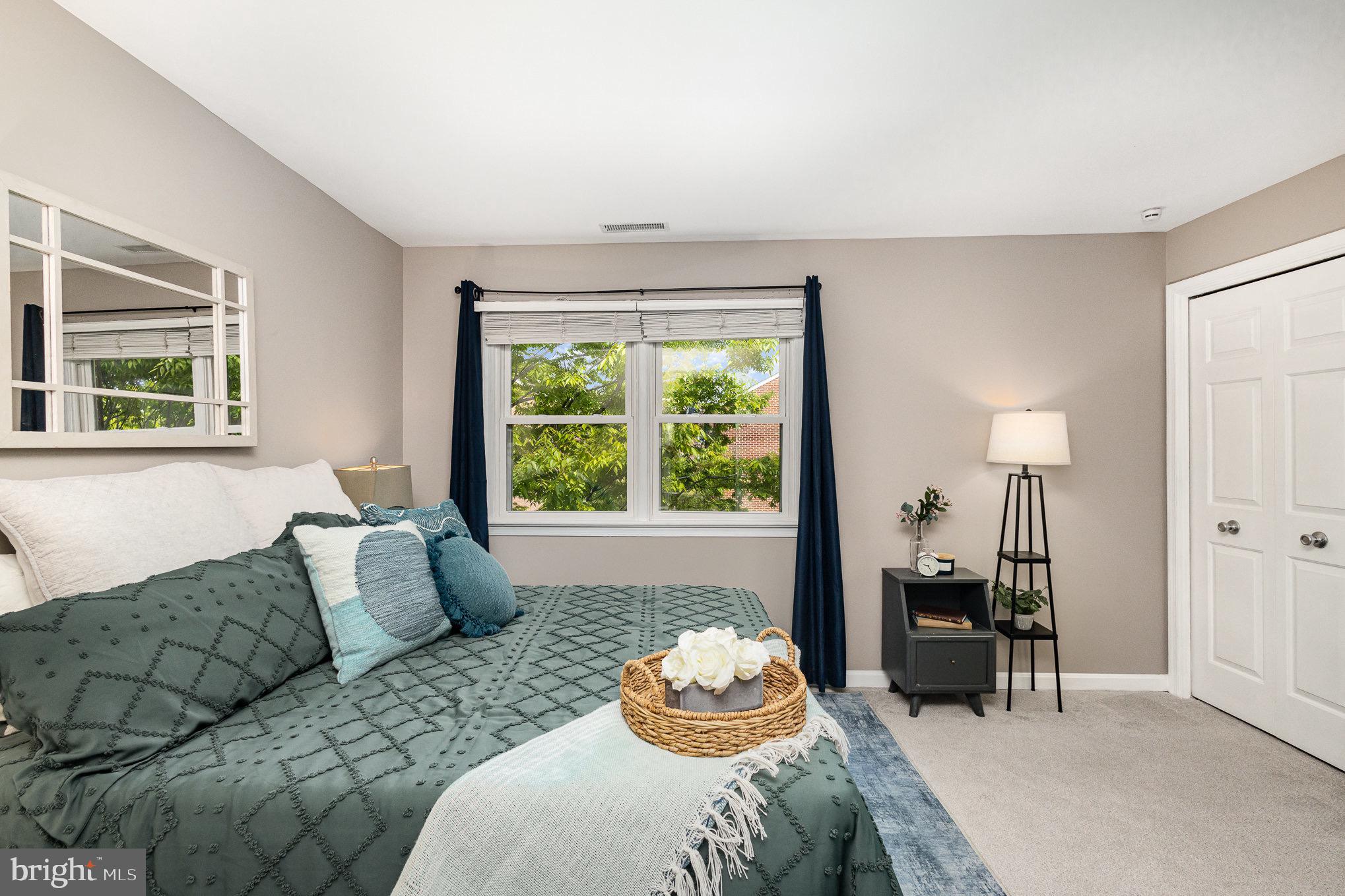 OLD BALLSTON TOWN - Residential