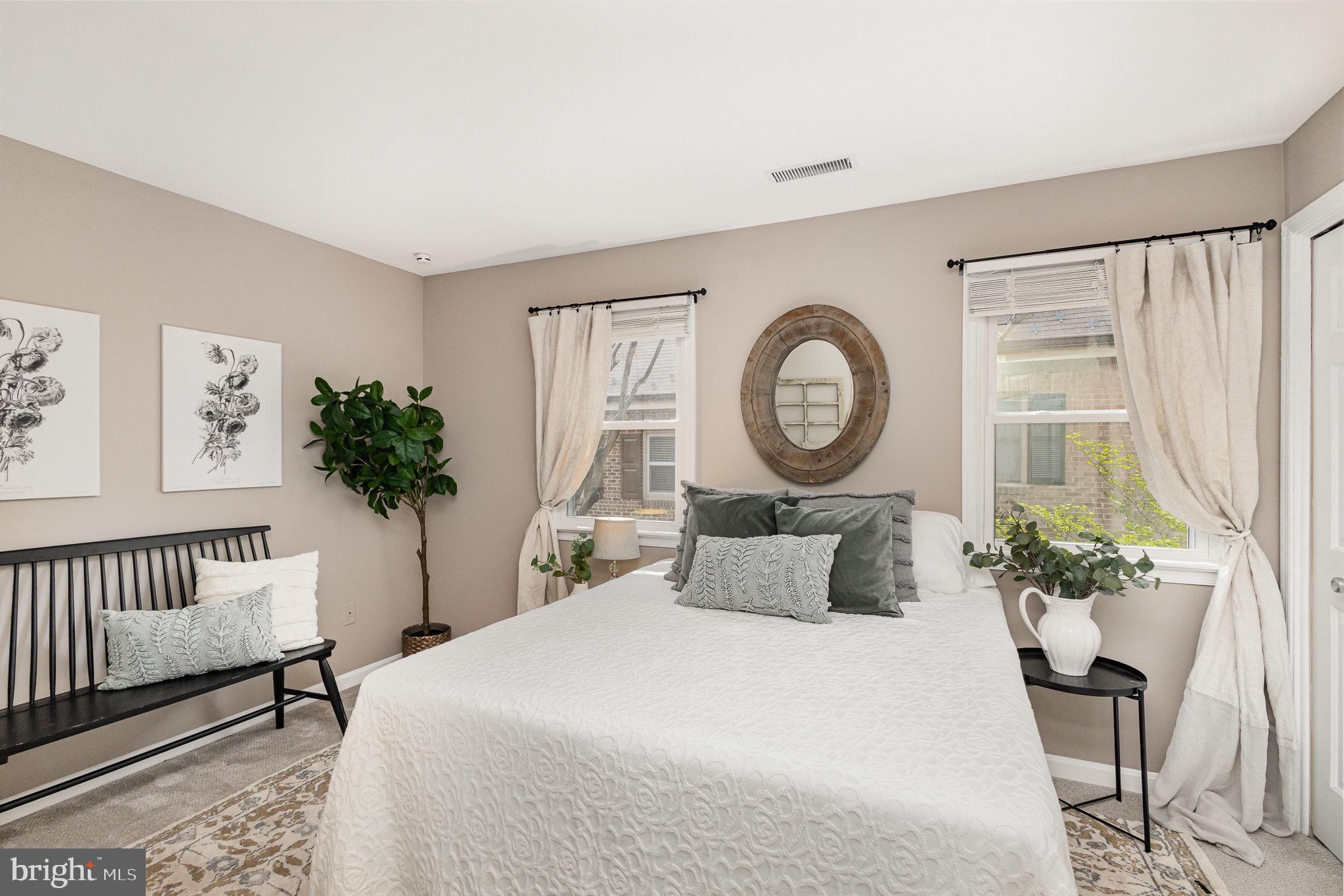 OLD BALLSTON TOWN - Residential