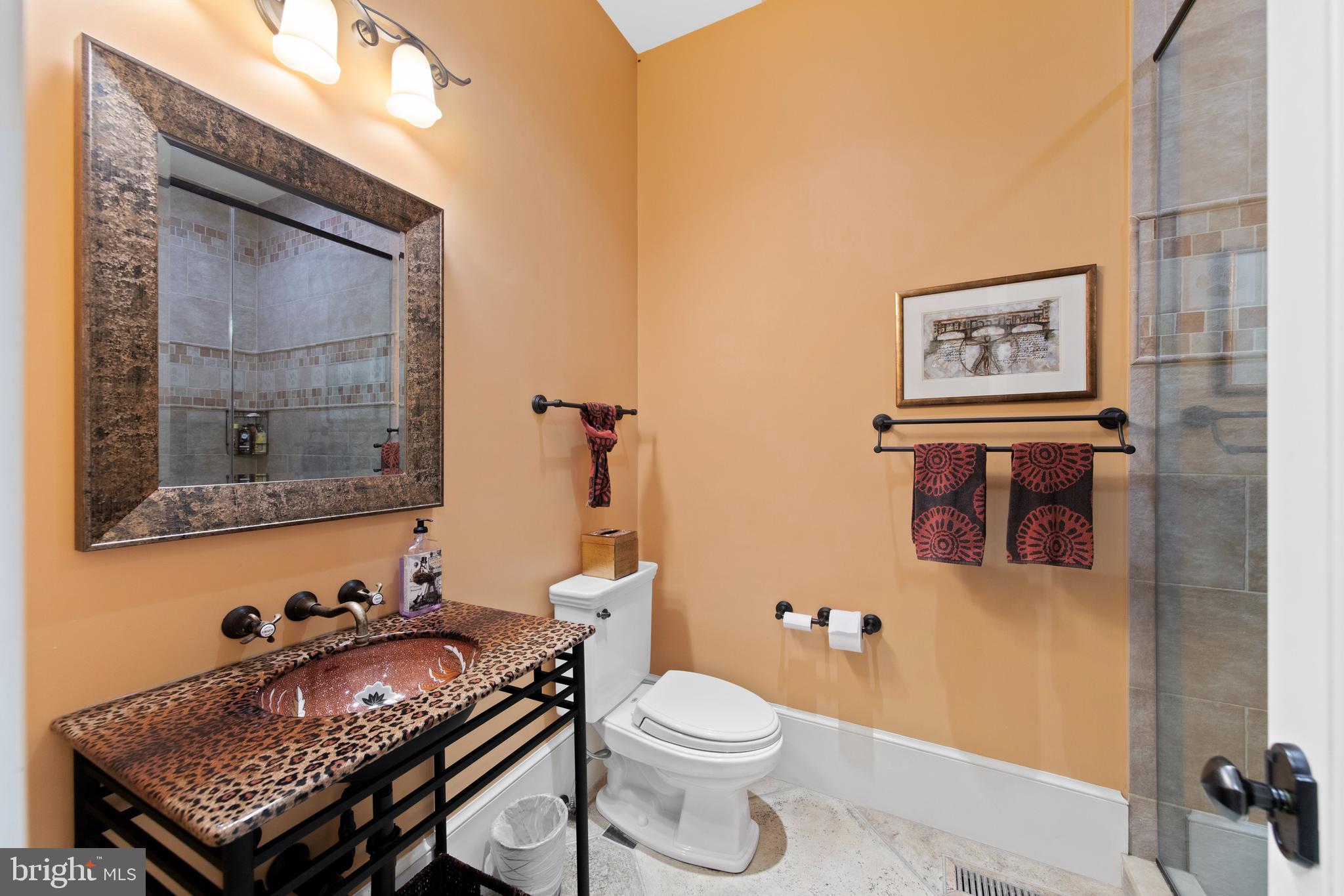 POTOMAC OUTSIDE - Residential