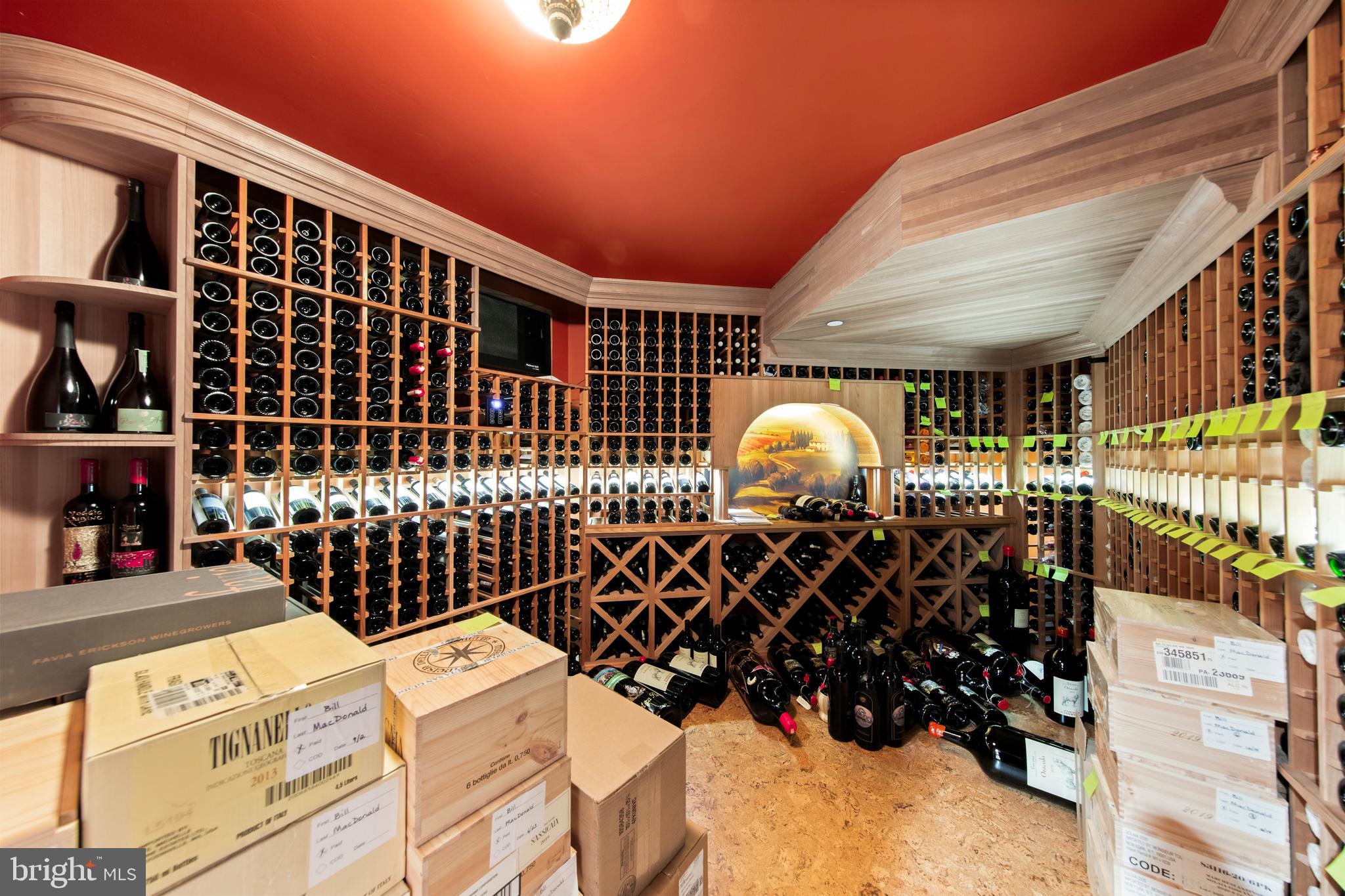 POTOMAC OUTSIDE - Residential