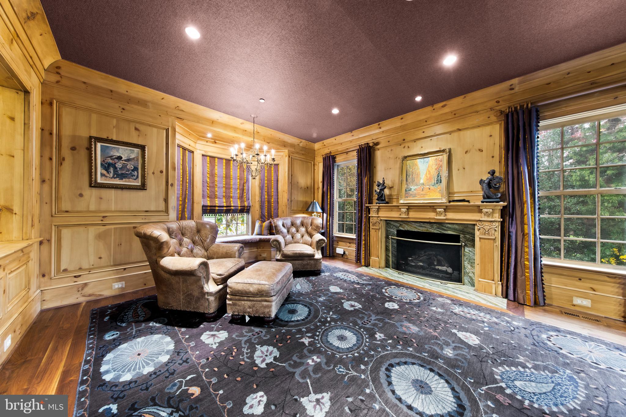 POTOMAC OUTSIDE - Residential