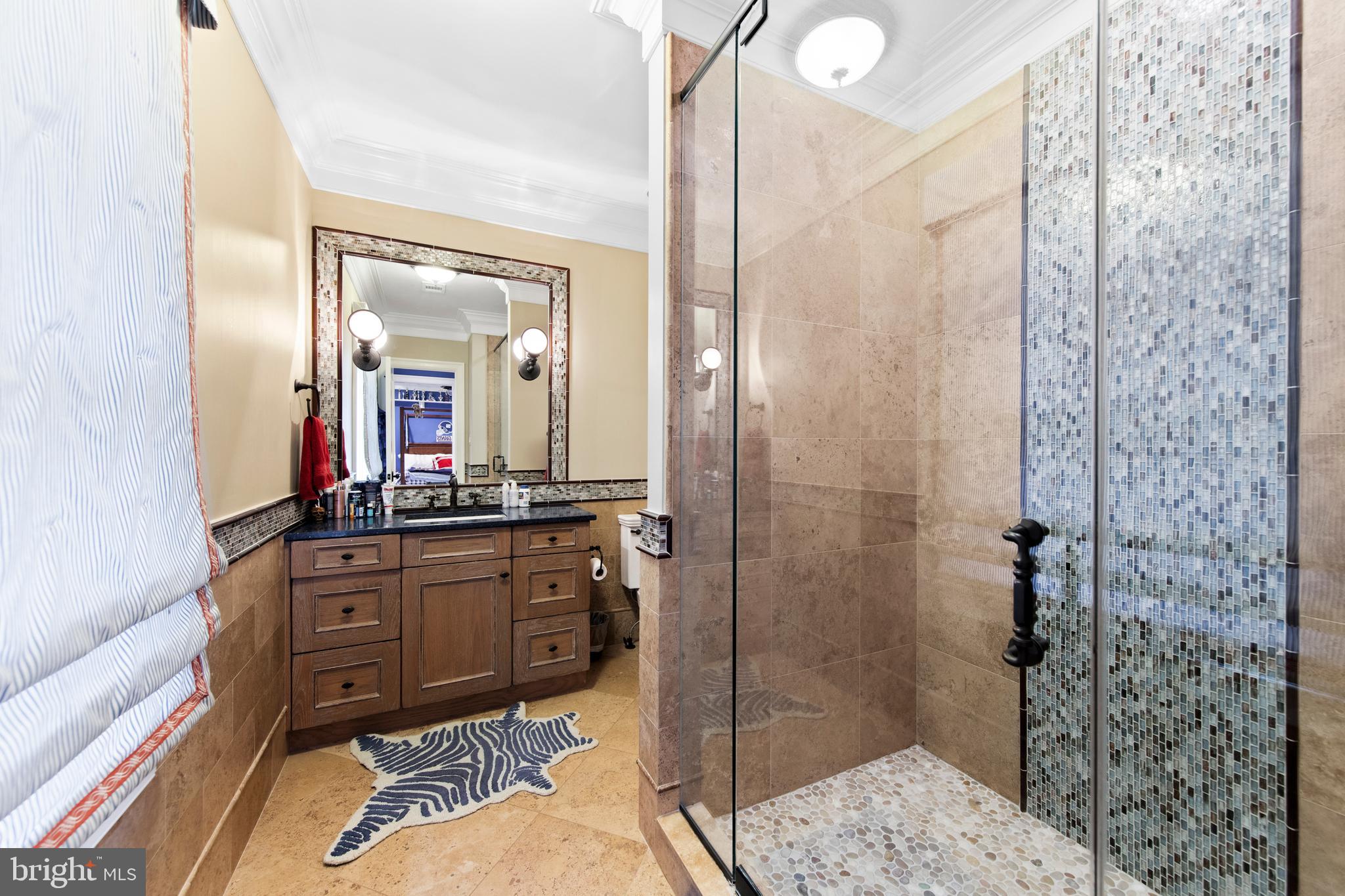 POTOMAC OUTSIDE - Residential