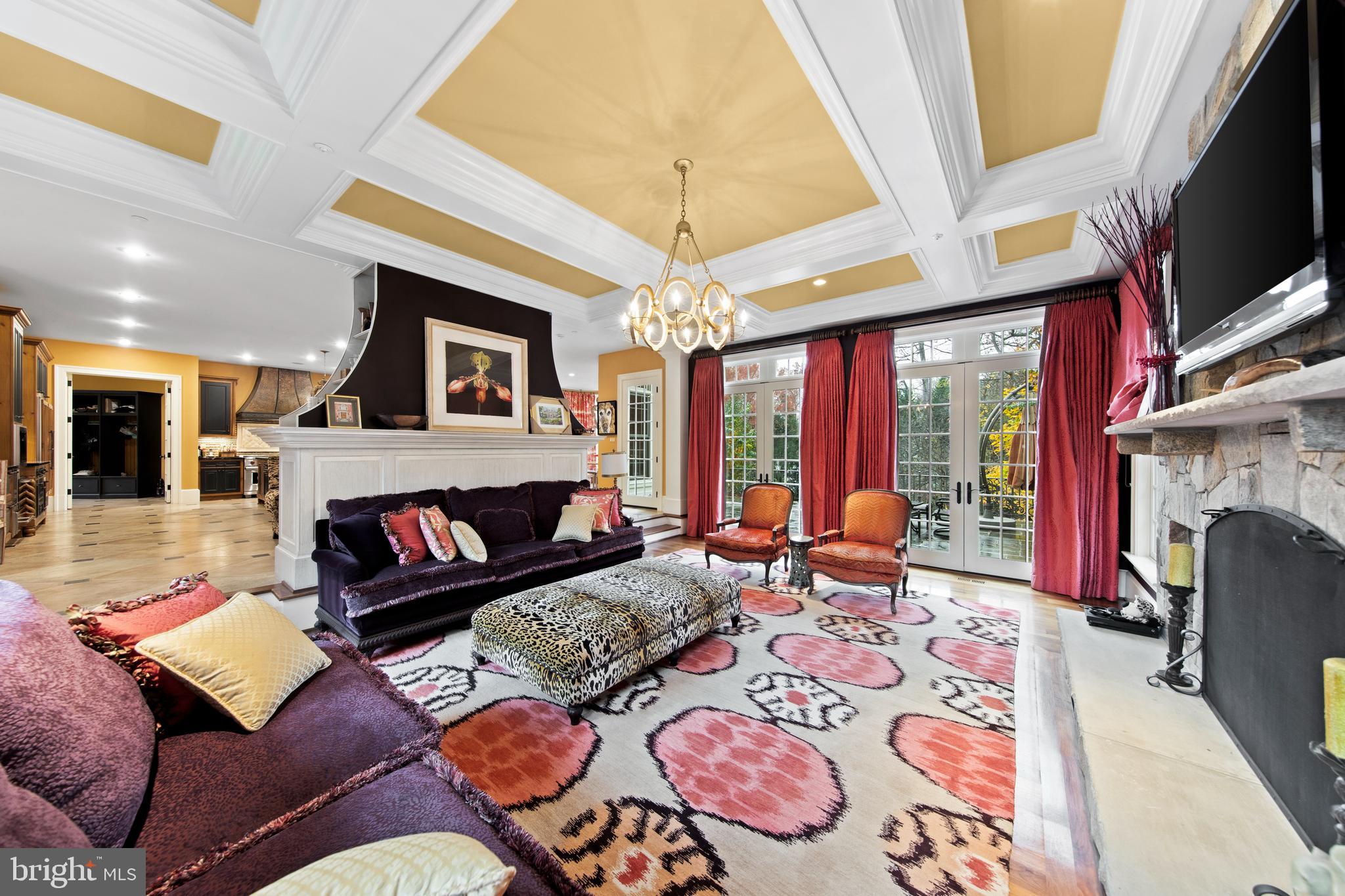 POTOMAC OUTSIDE - Residential