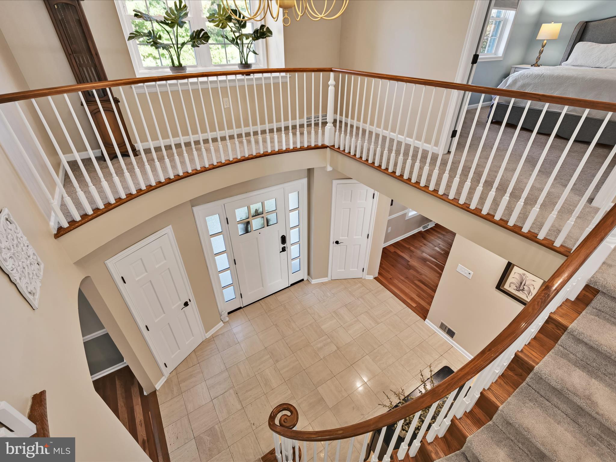 OKEHOCKING HILLS - Residential