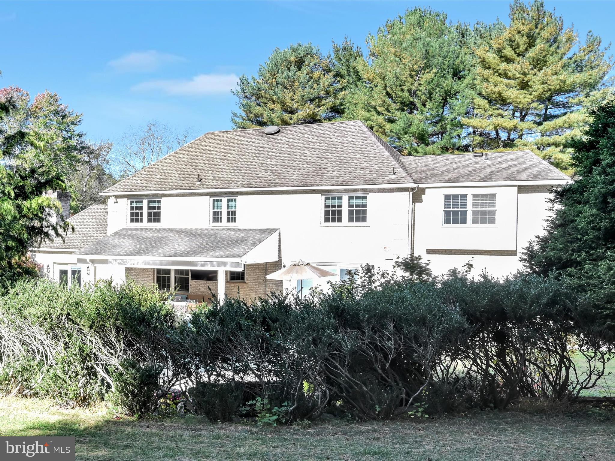 OKEHOCKING HILLS - Residential