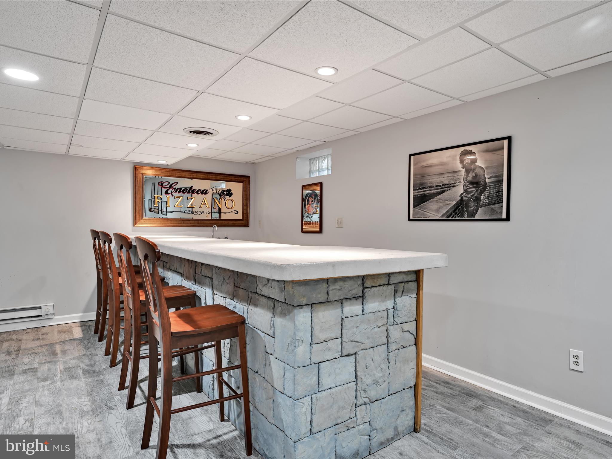 OKEHOCKING HILLS - Residential