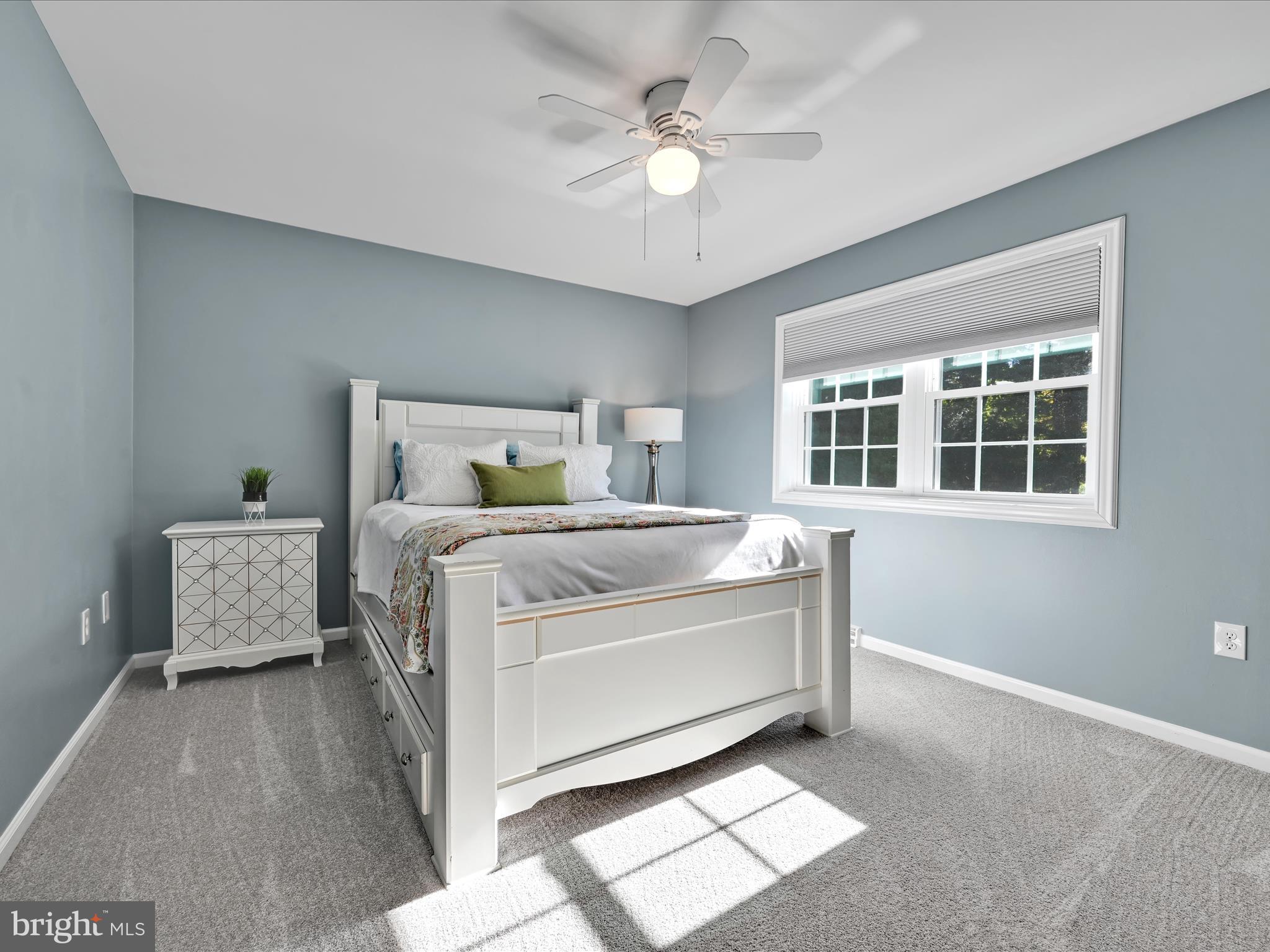 OKEHOCKING HILLS - Residential