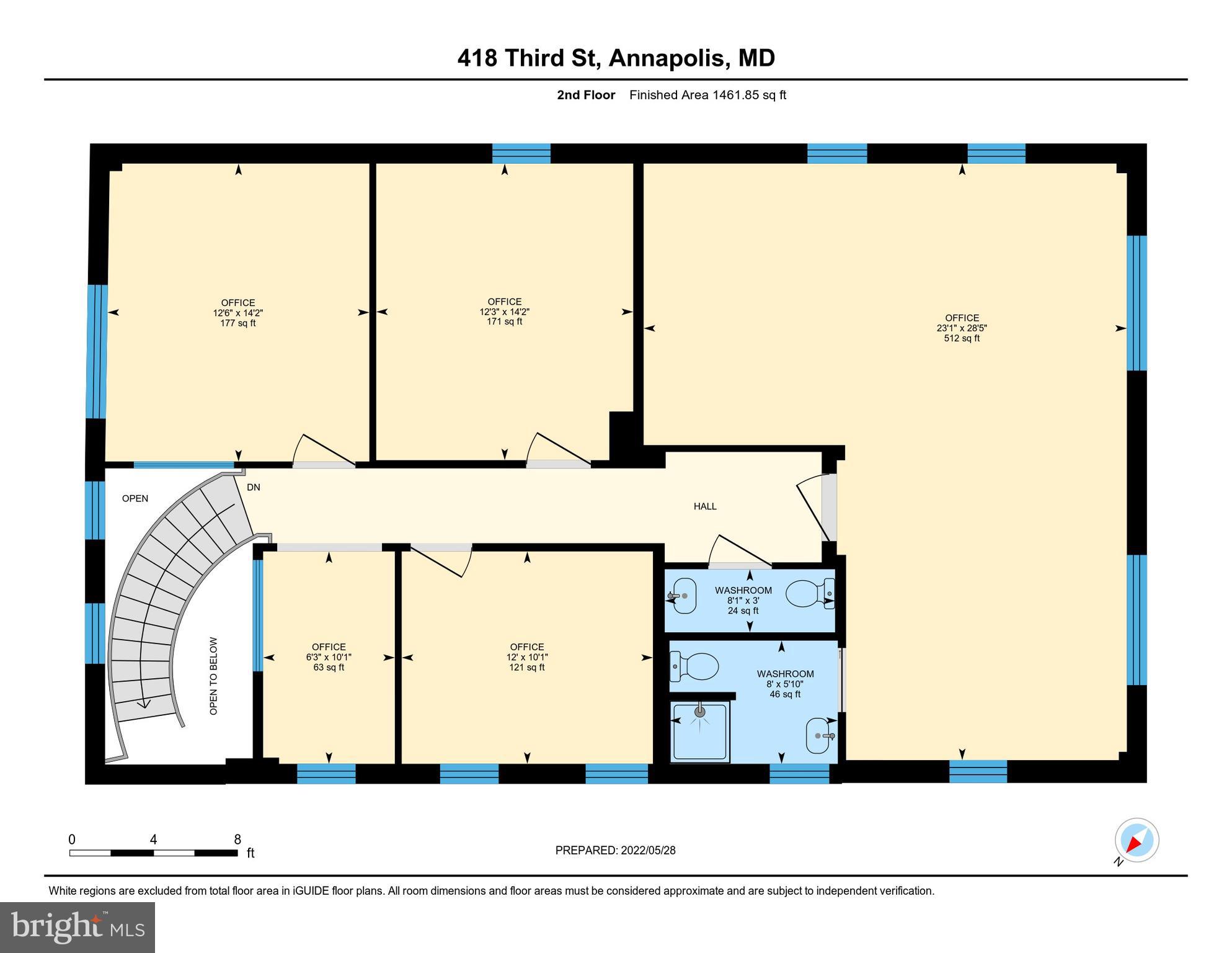 Main image without alt text