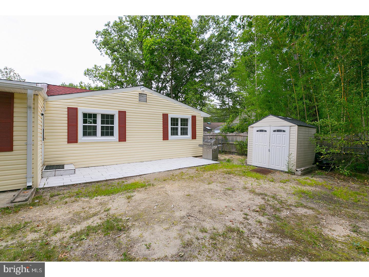 WHITMAN SQUARE - Residential Lease