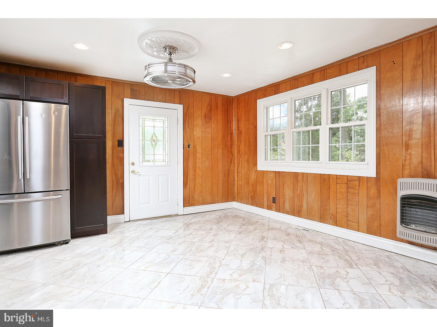 WHITMAN SQUARE - Residential Lease