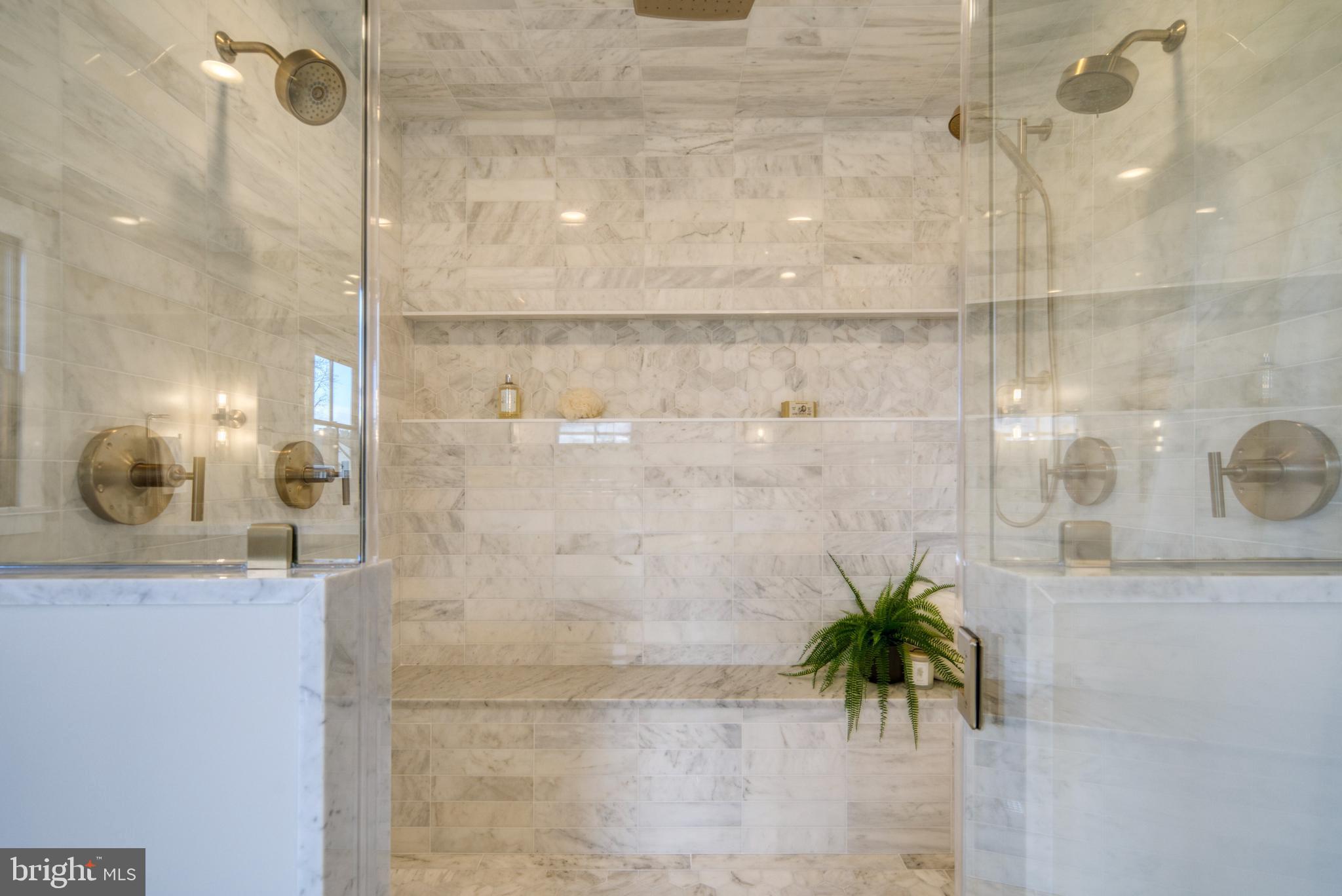 BROYHILLS MCLEAN ESTATES - Residential