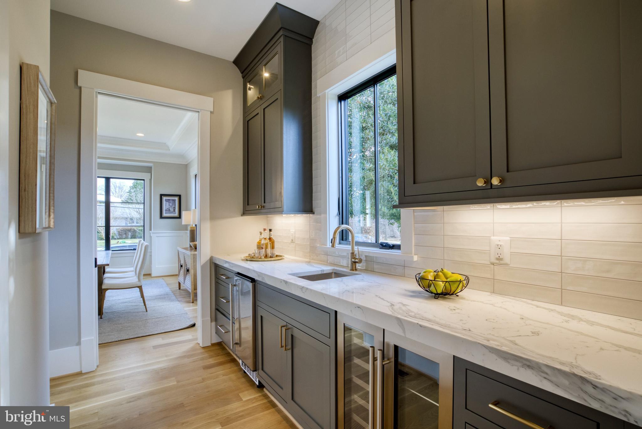 BROYHILLS MCLEAN ESTATES - Residential