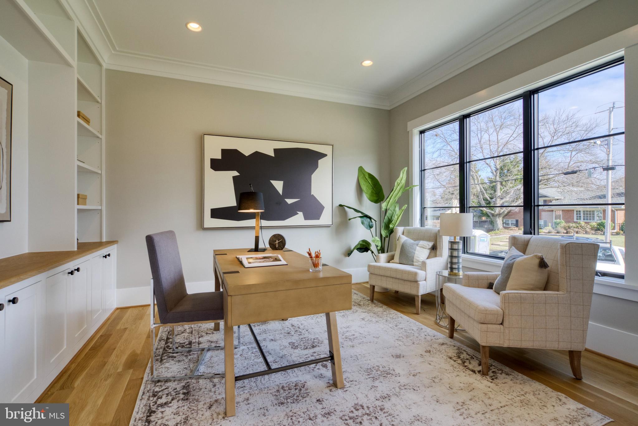 BROYHILLS MCLEAN ESTATES - Residential