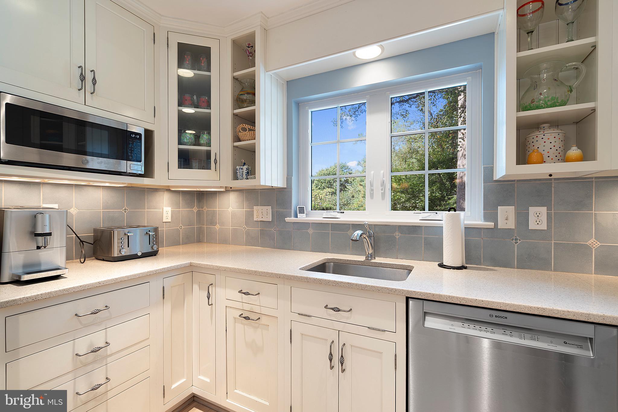 SHIRLEY WOODS - Residential