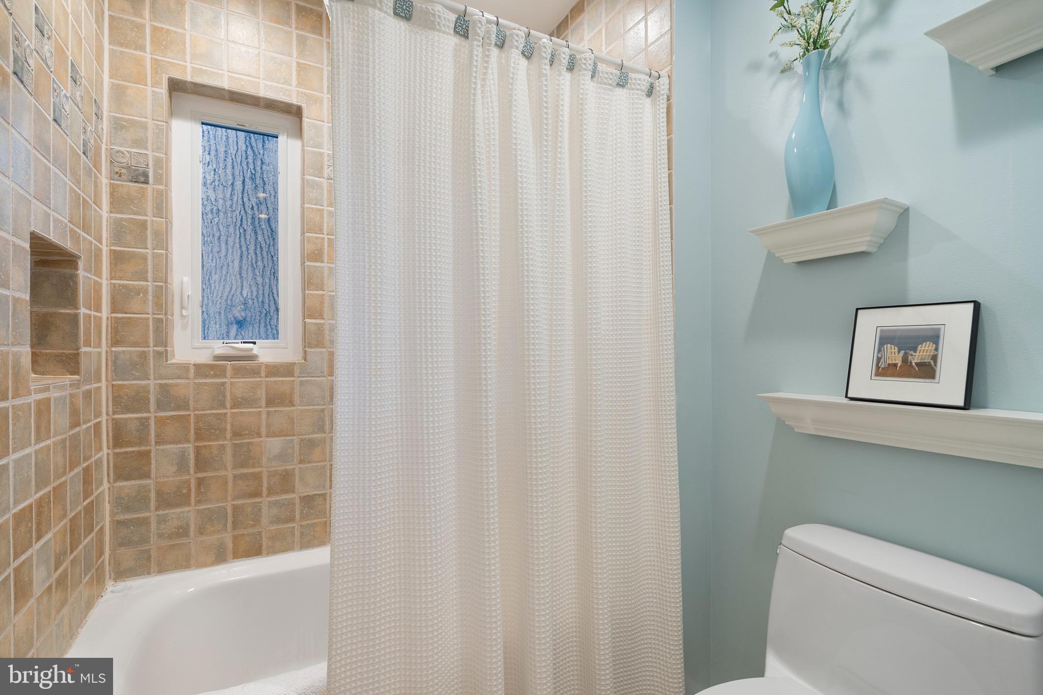 SHIRLEY WOODS - Residential