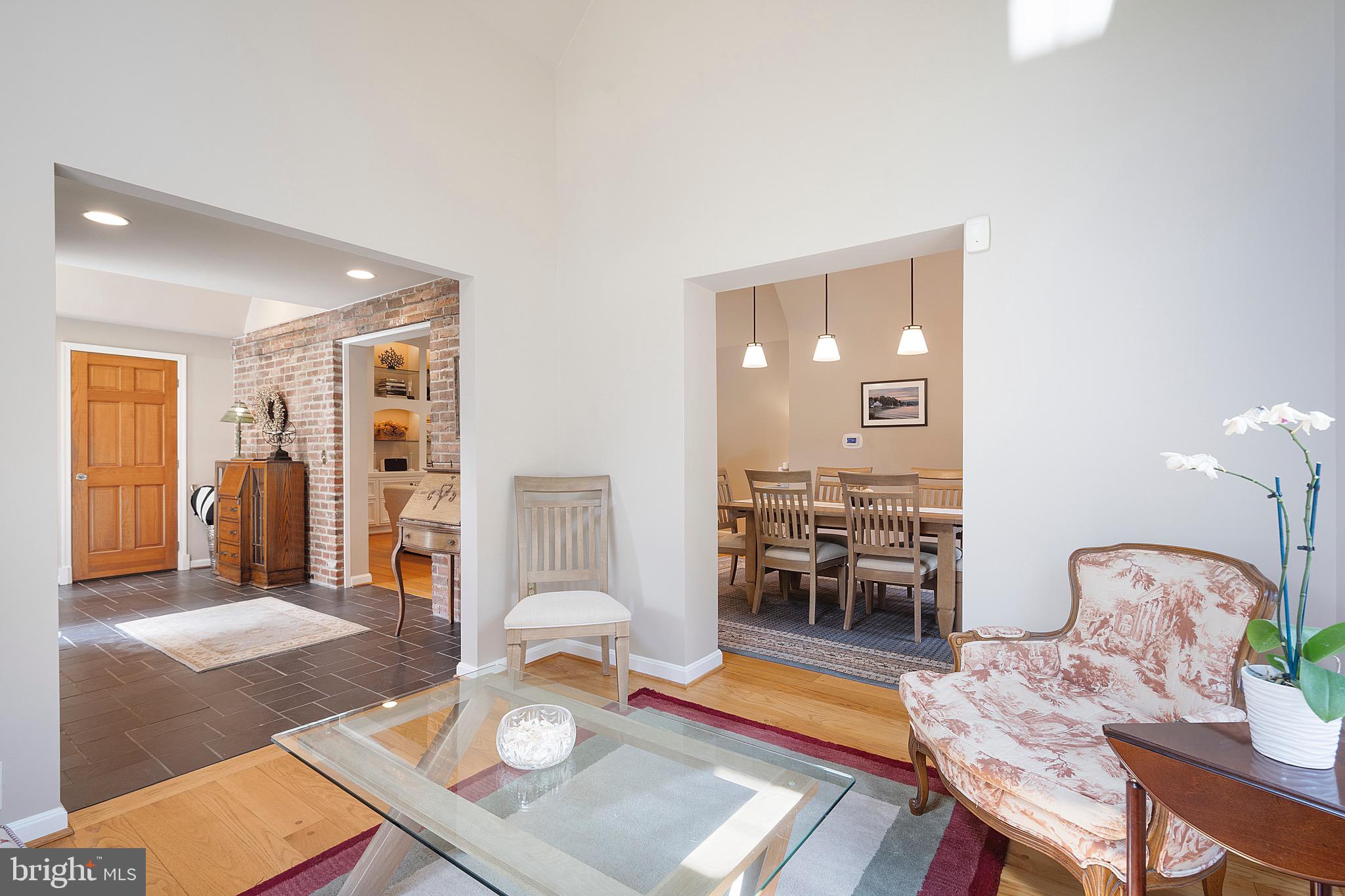 SHIRLEY WOODS - Residential