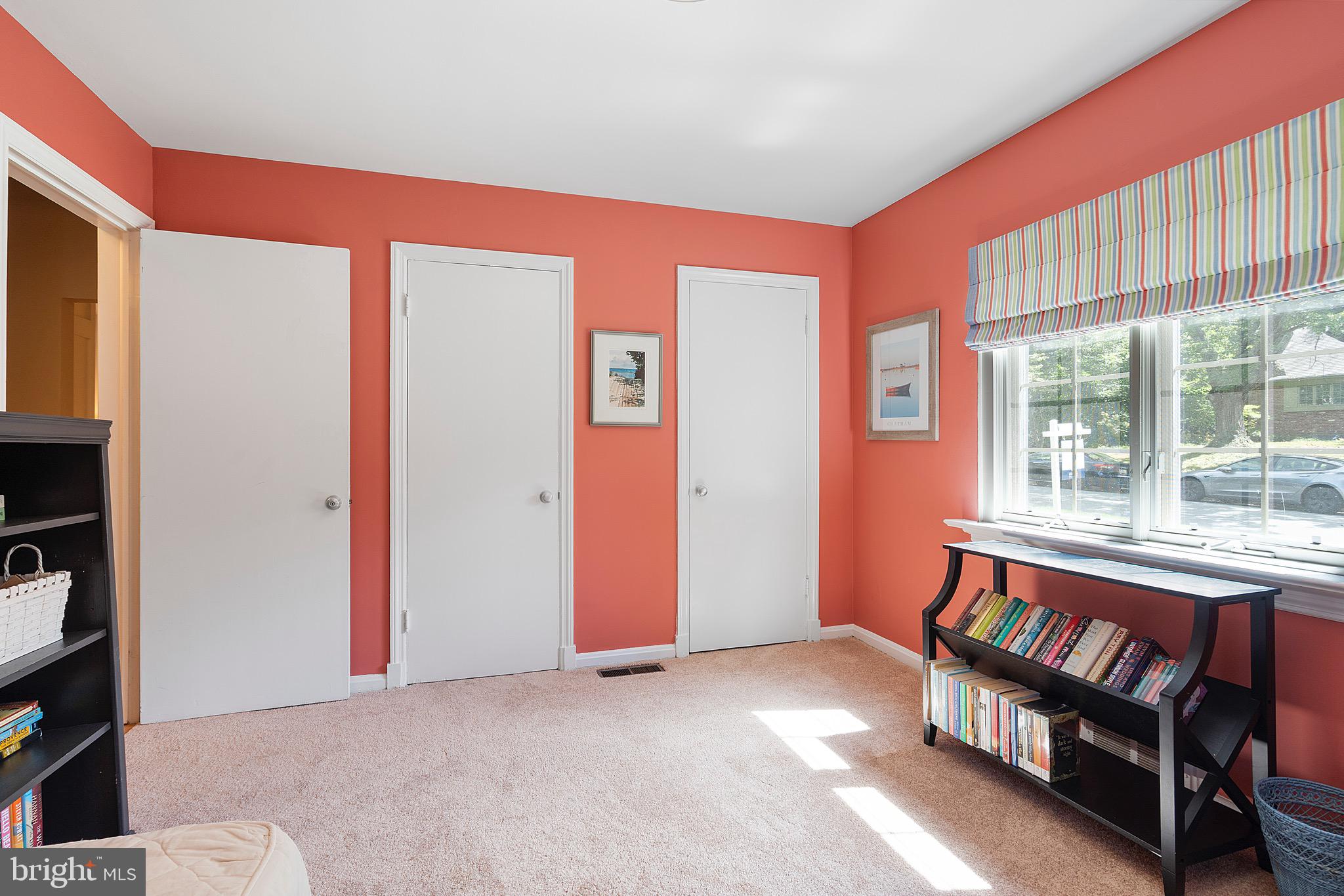 SHIRLEY WOODS - Residential