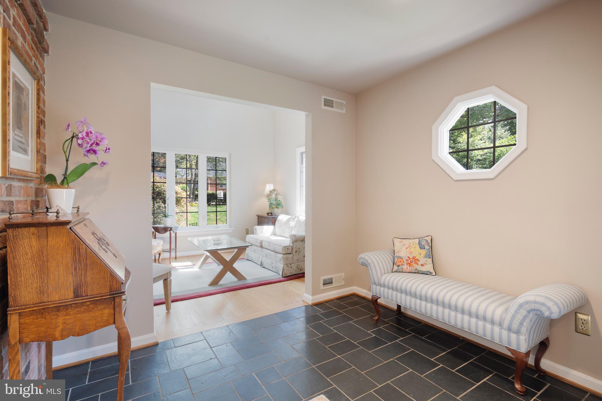 SHIRLEY WOODS - Residential