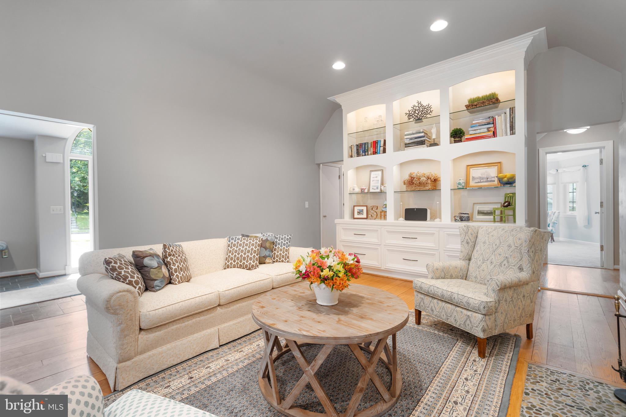 SHIRLEY WOODS - Residential