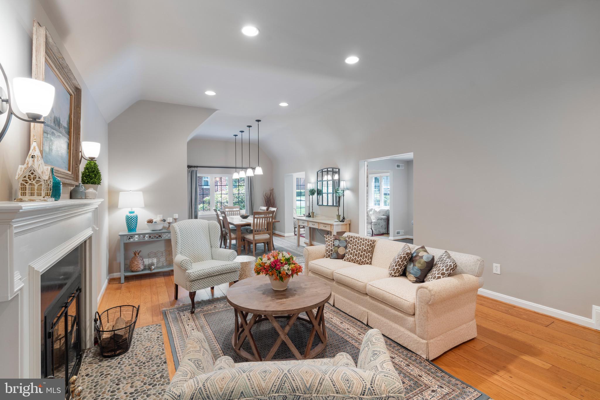 SHIRLEY WOODS - Residential