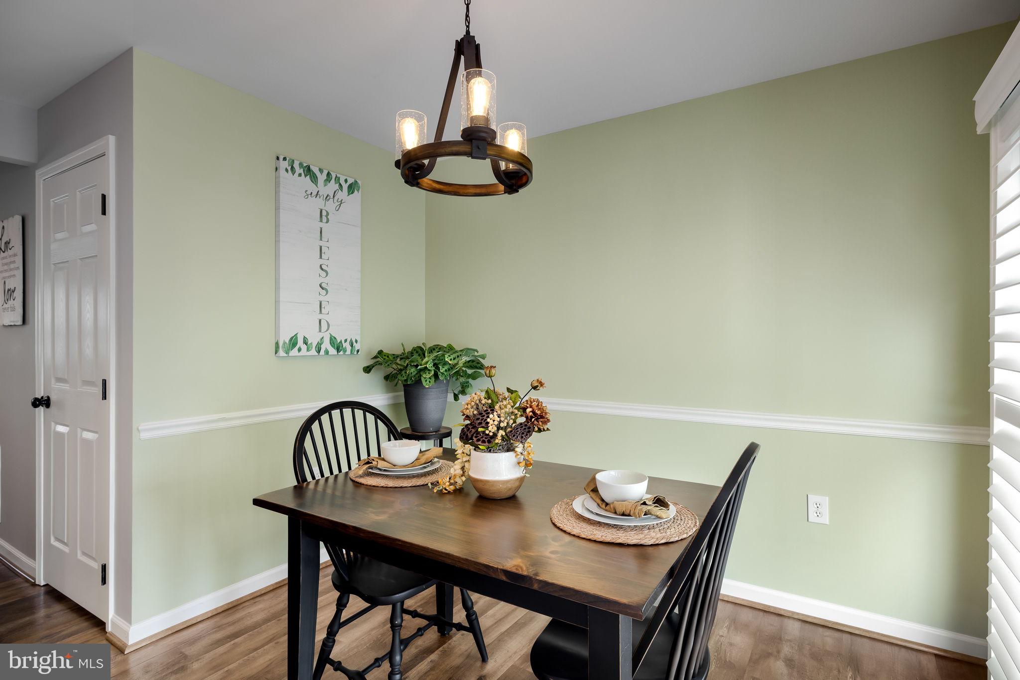 COUNTY GREEN - Residential