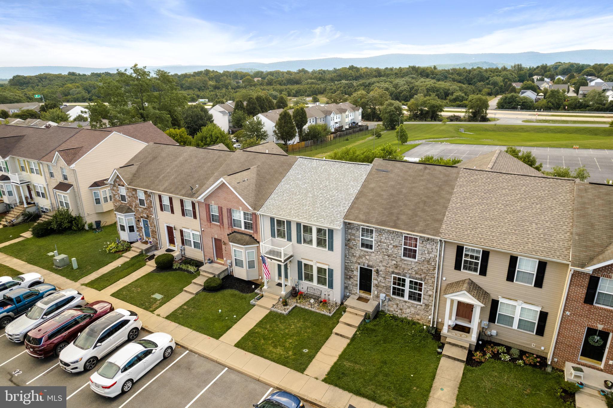 COUNTY GREEN - Residential
