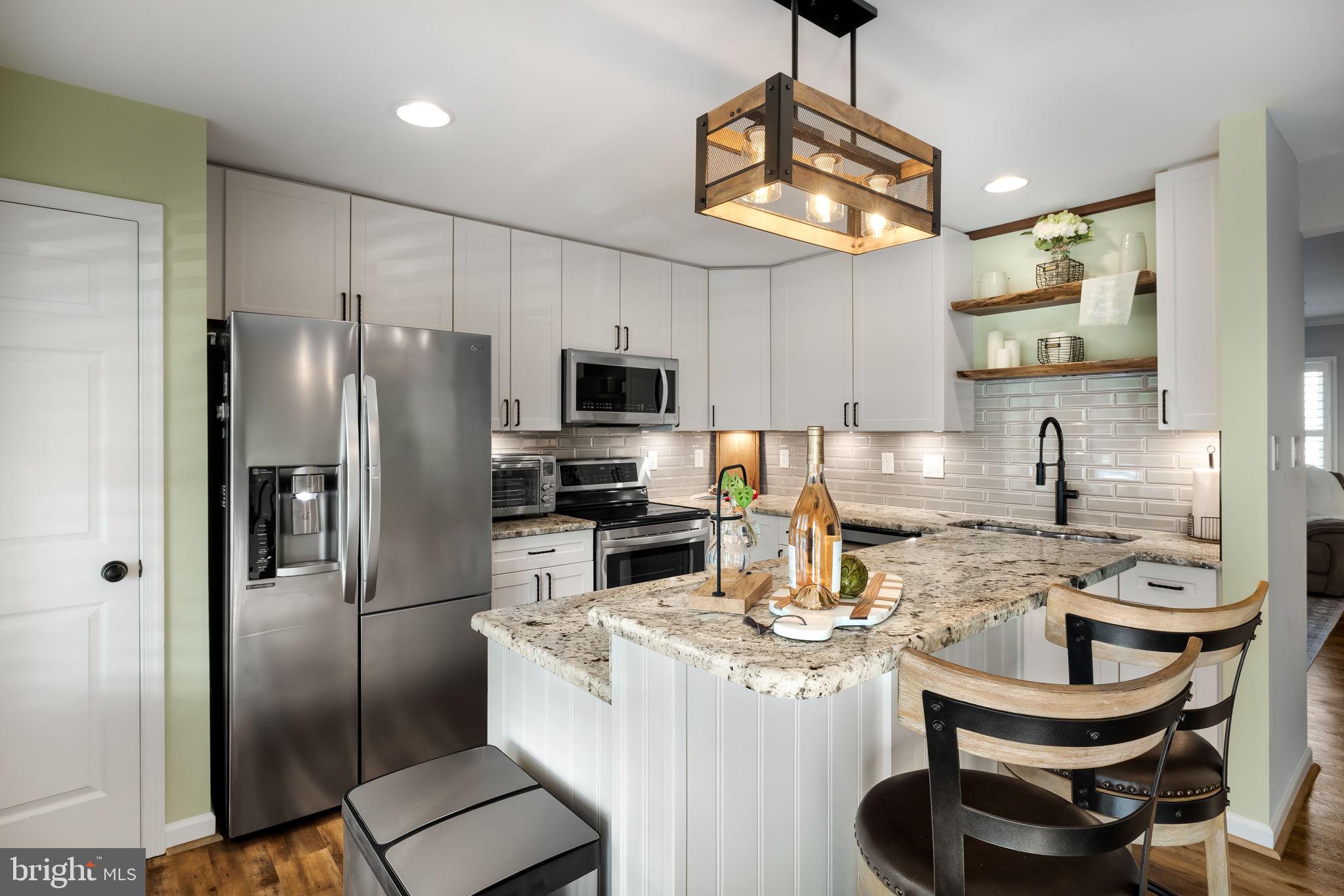 COUNTY GREEN - Residential