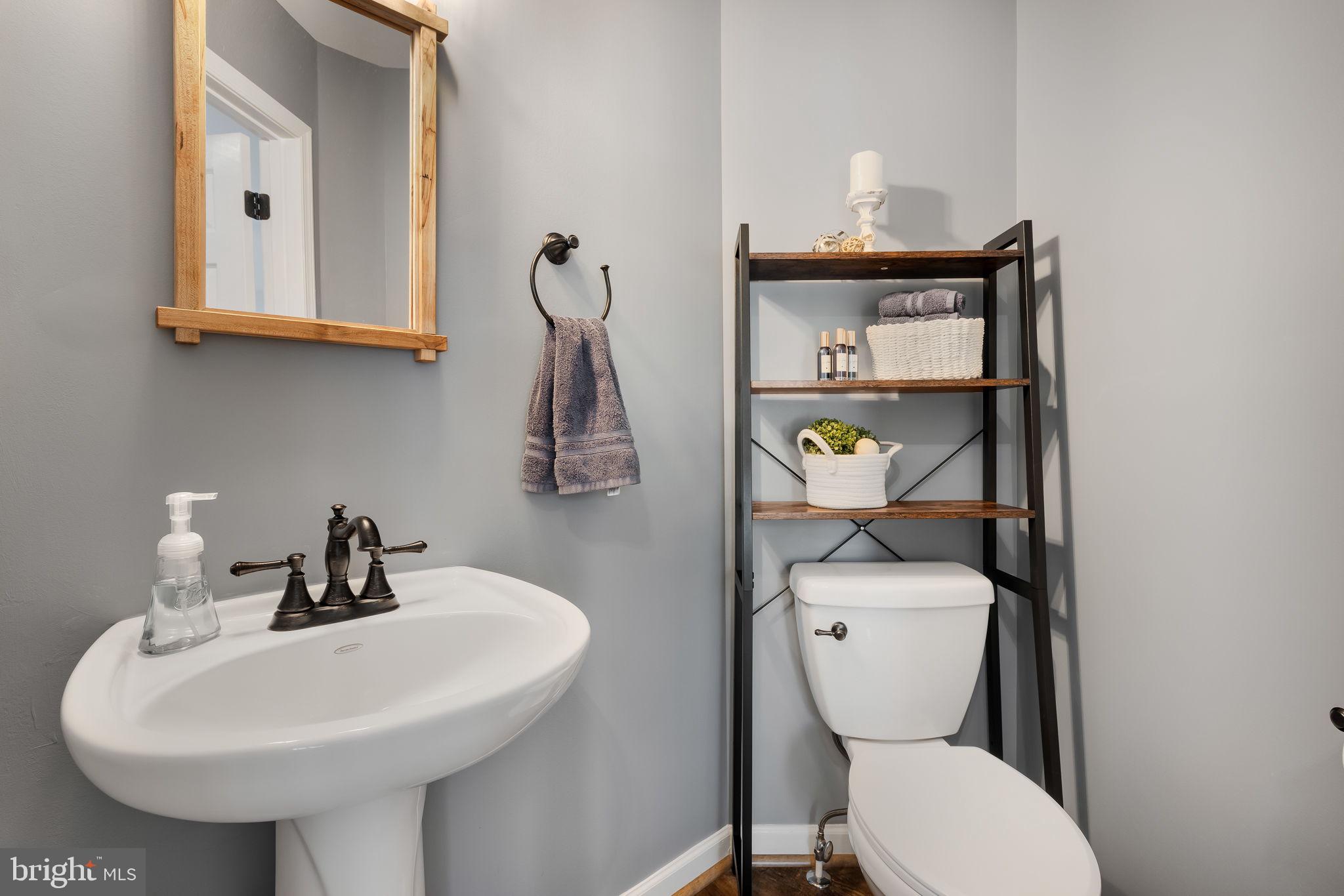 COUNTY GREEN - Residential