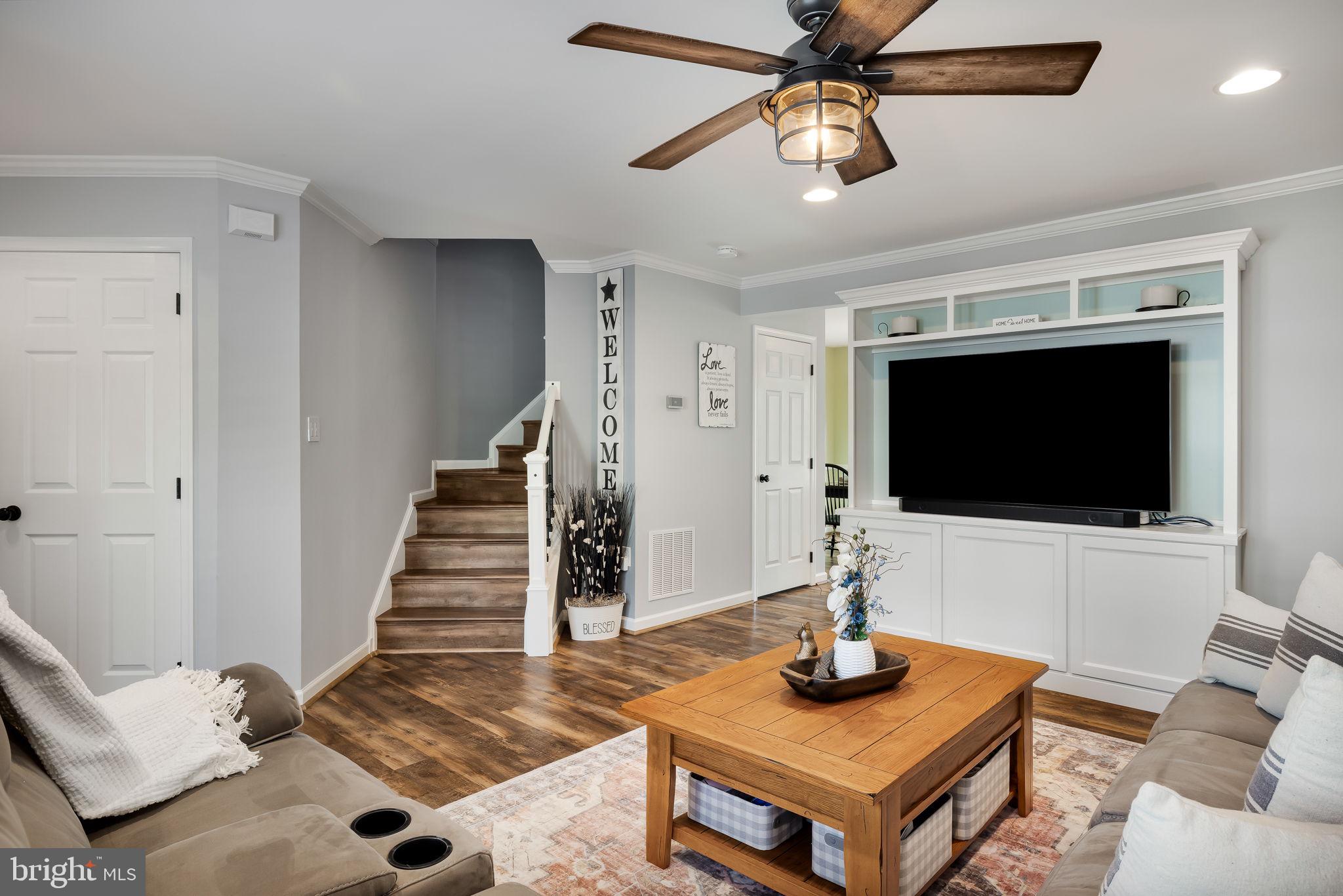 COUNTY GREEN - Residential