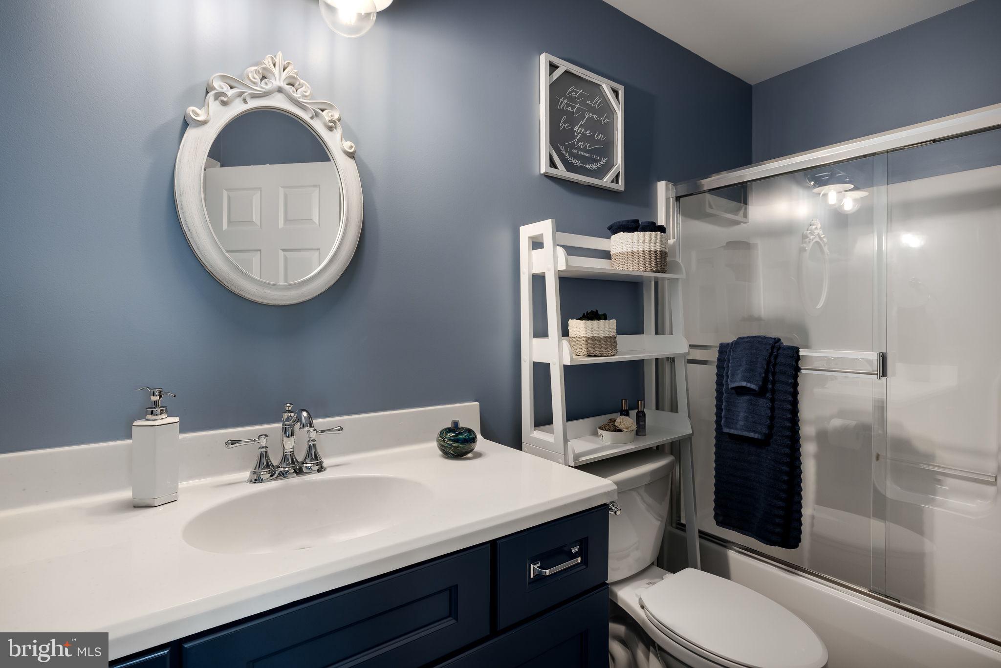 COUNTY GREEN - Residential