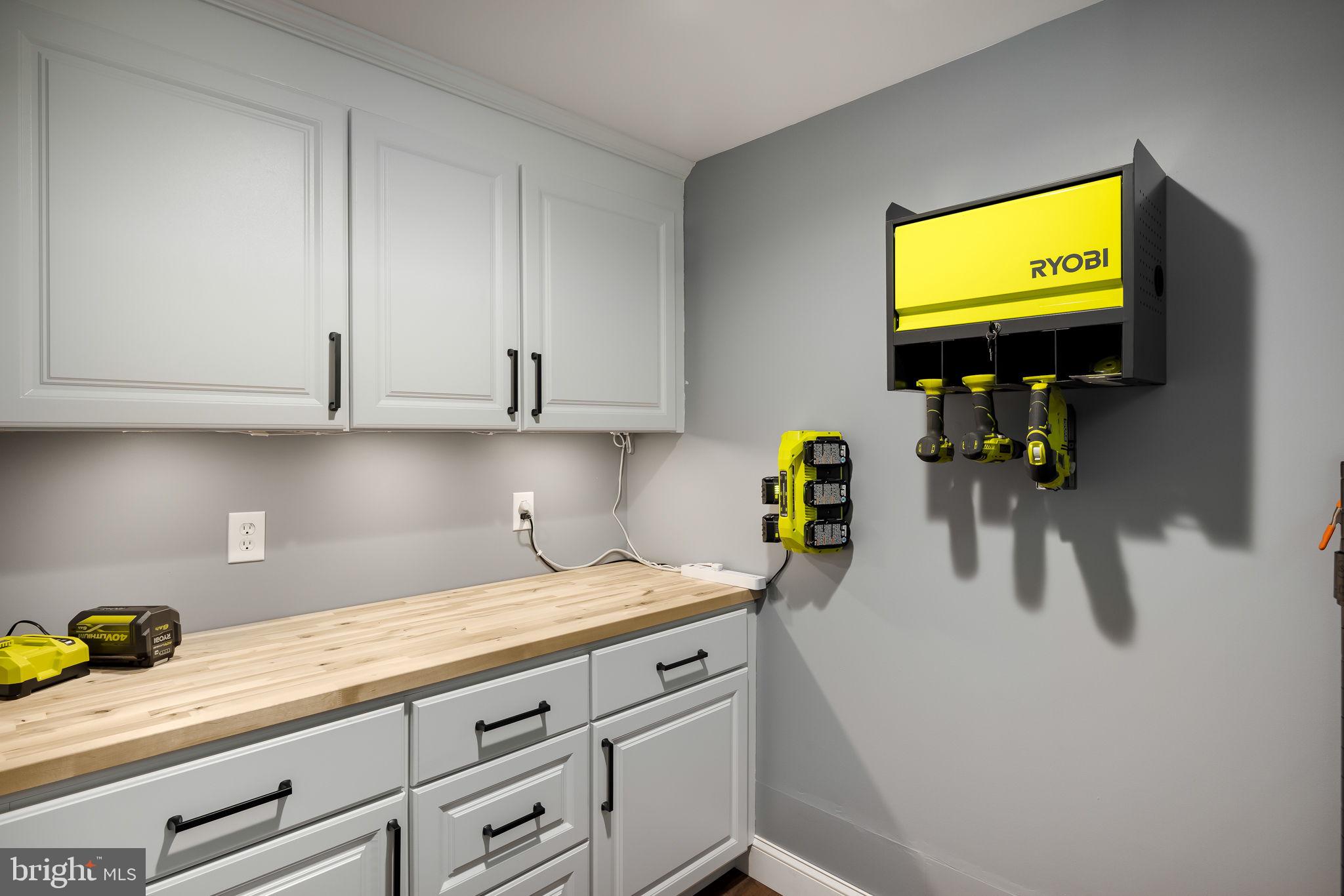 COUNTY GREEN - Residential