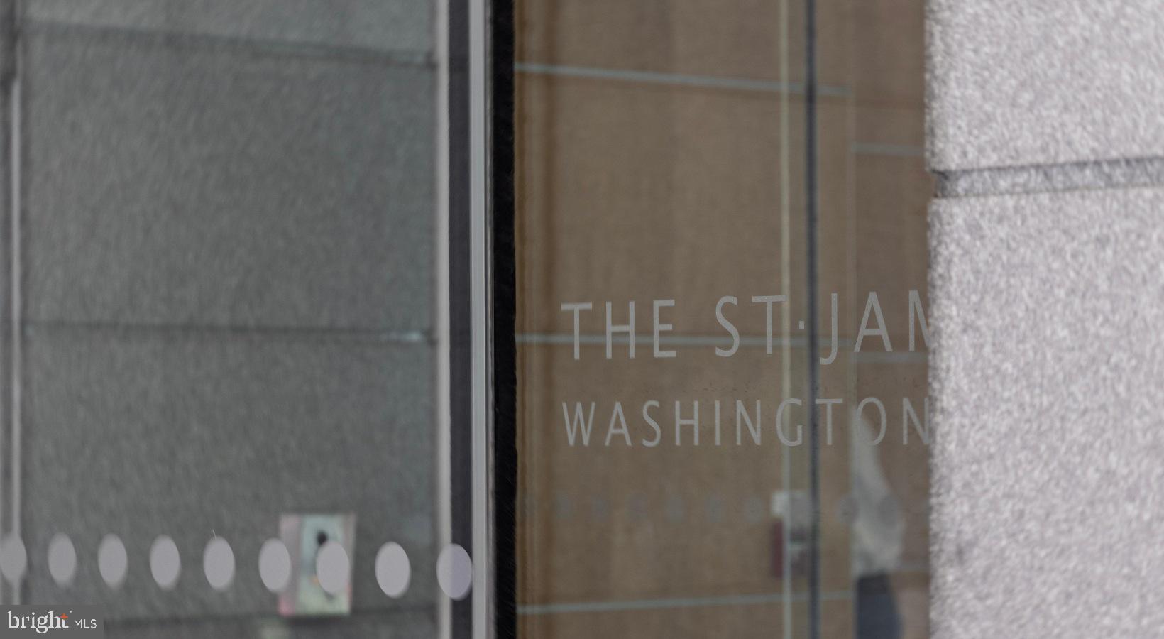 WASHINGTON SQ - Residential Lease