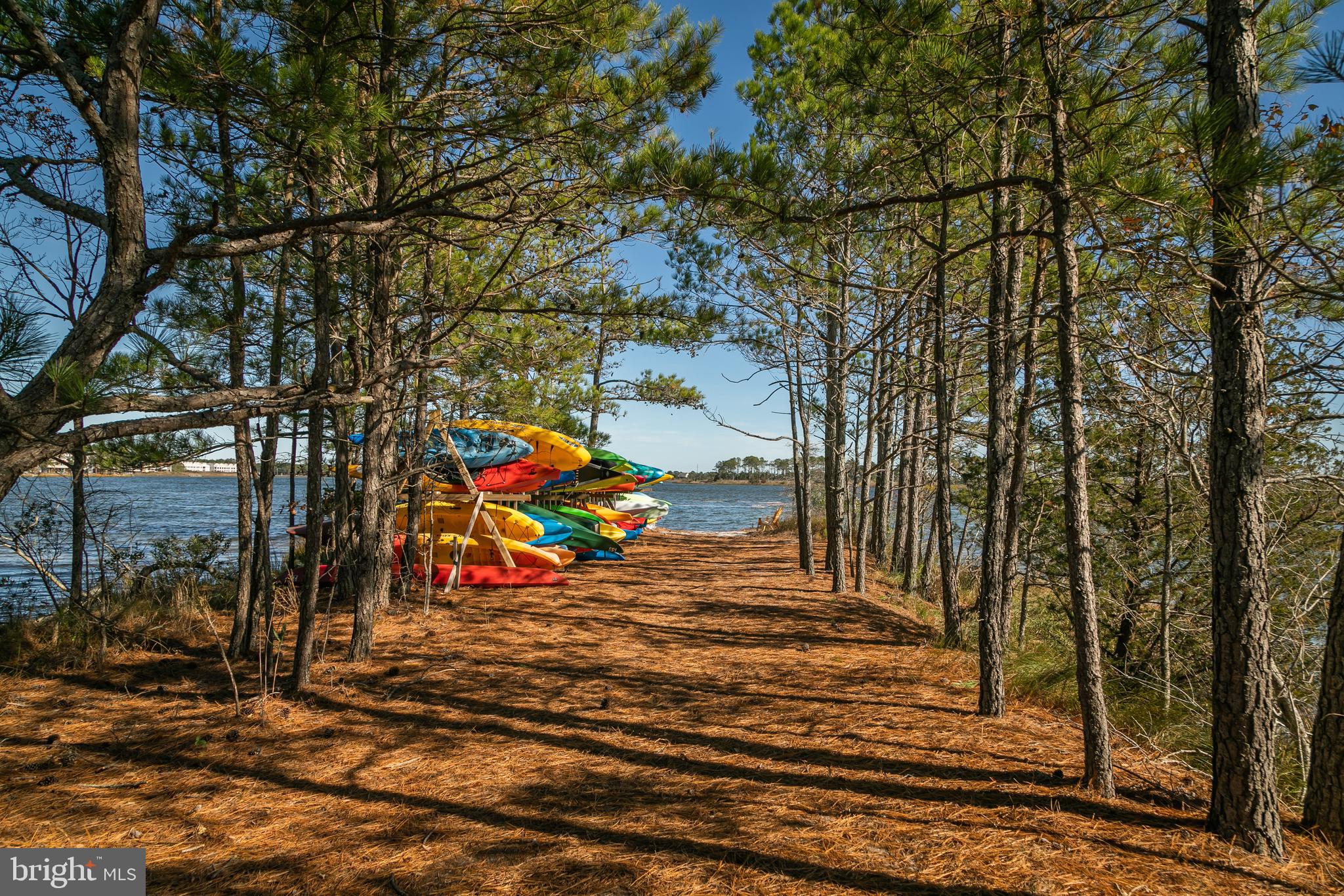 SALT POND - Residential