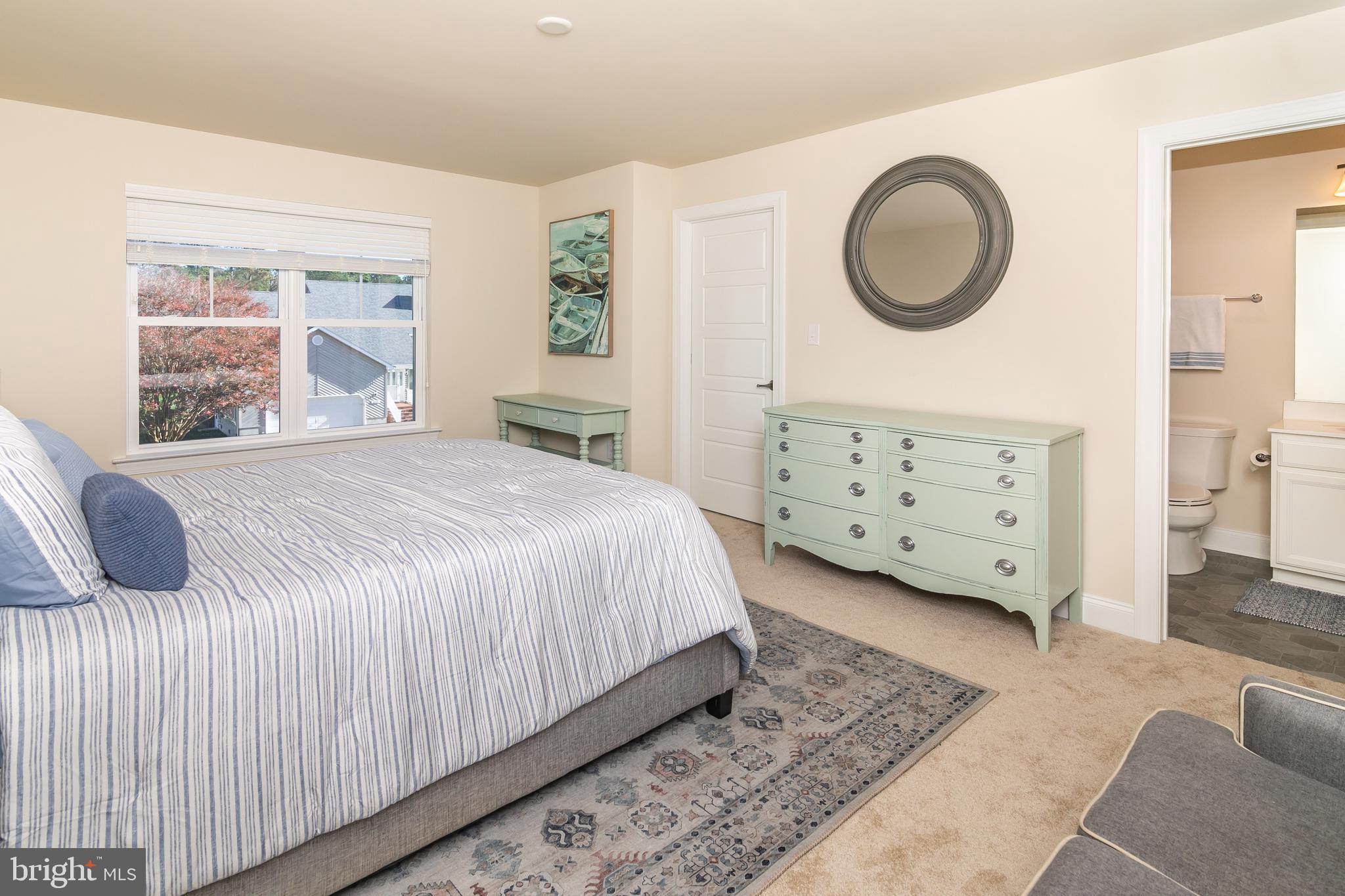 SALT POND - Residential
