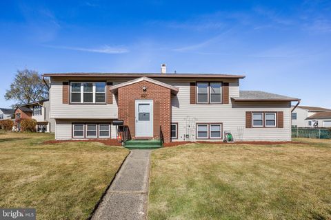 227 UNIVERSITY AVENUE PEMBERTON NJ 08068