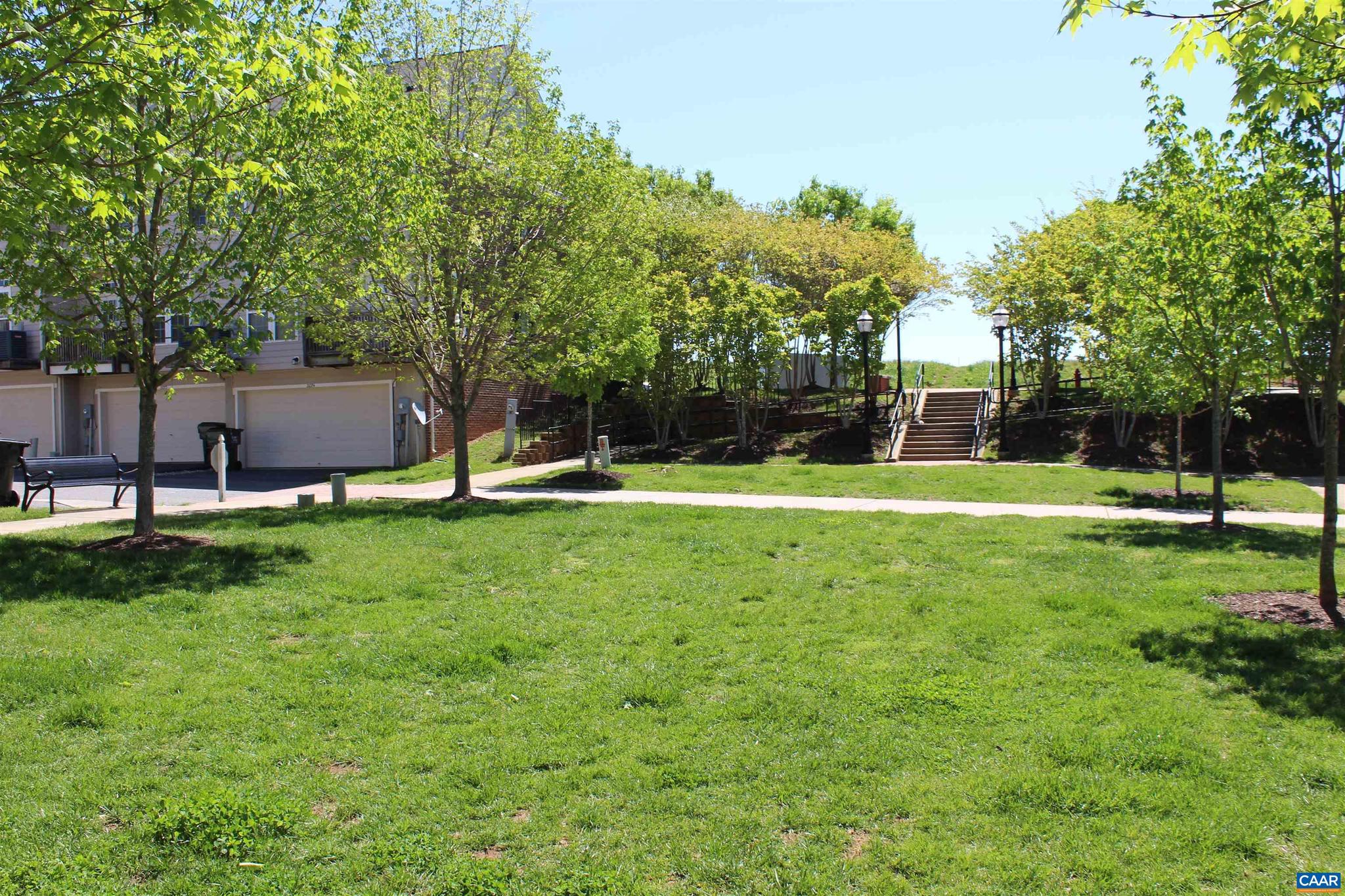 ABINGTON PLACE - Residential Lease