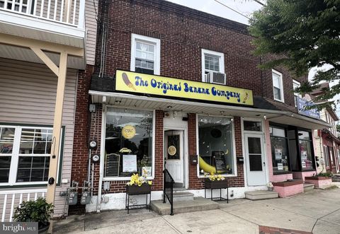 823 W ATLANTIC AVENUE LAUREL SPRINGS NJ 08021