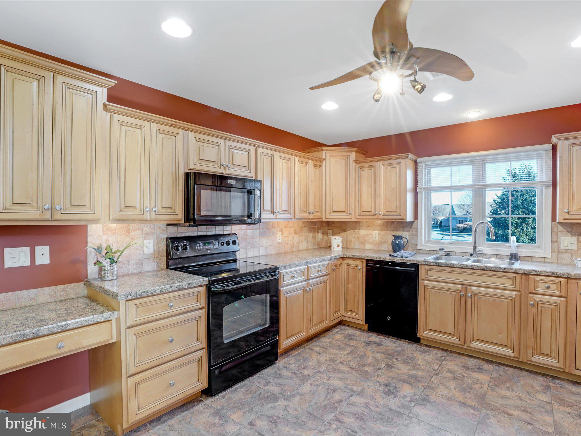 BROOKSHIRE - Residential