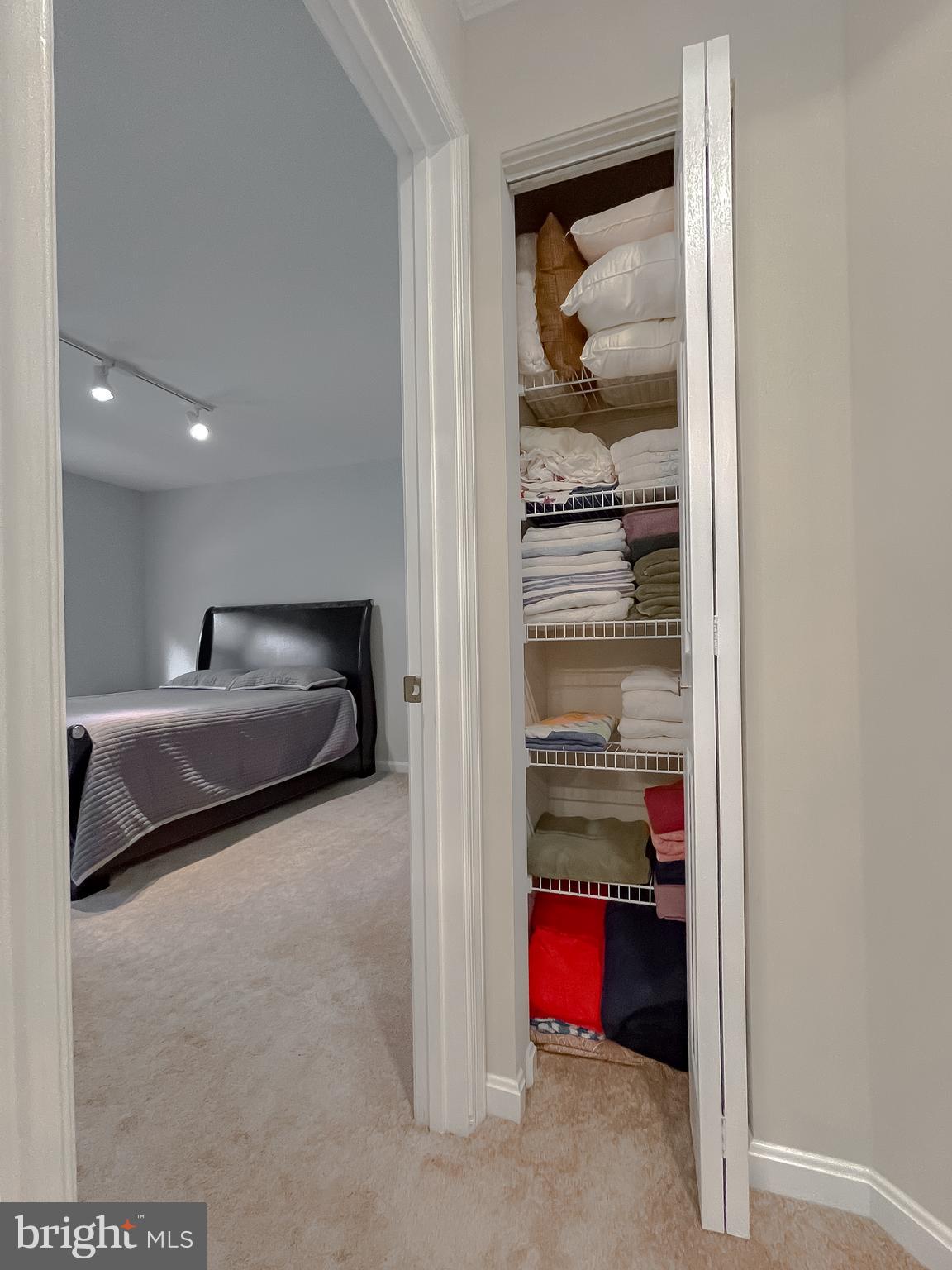 PERSIMMON HILLS - Residential