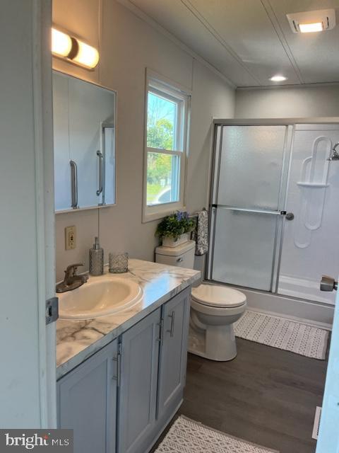 WHITEHALL - Residential