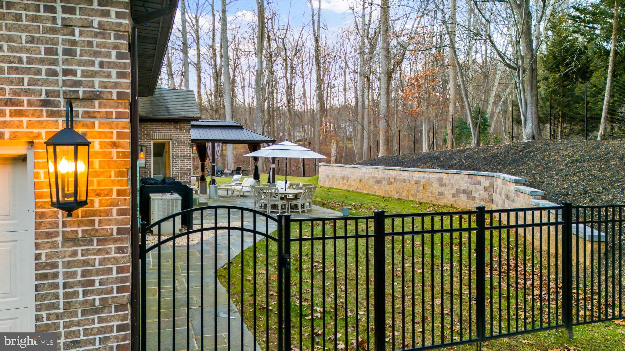 3216 HUNTING TWEED DRIVE