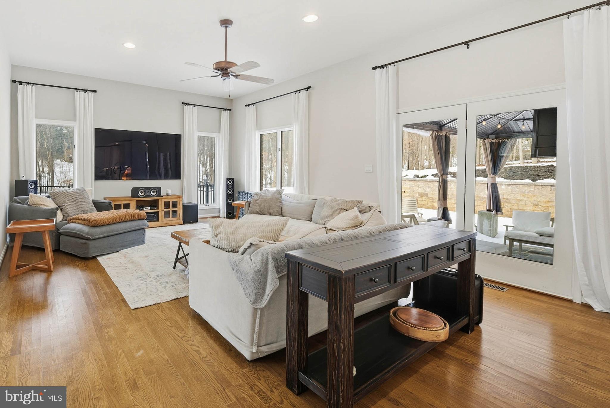 HUNTINGTON - Residential