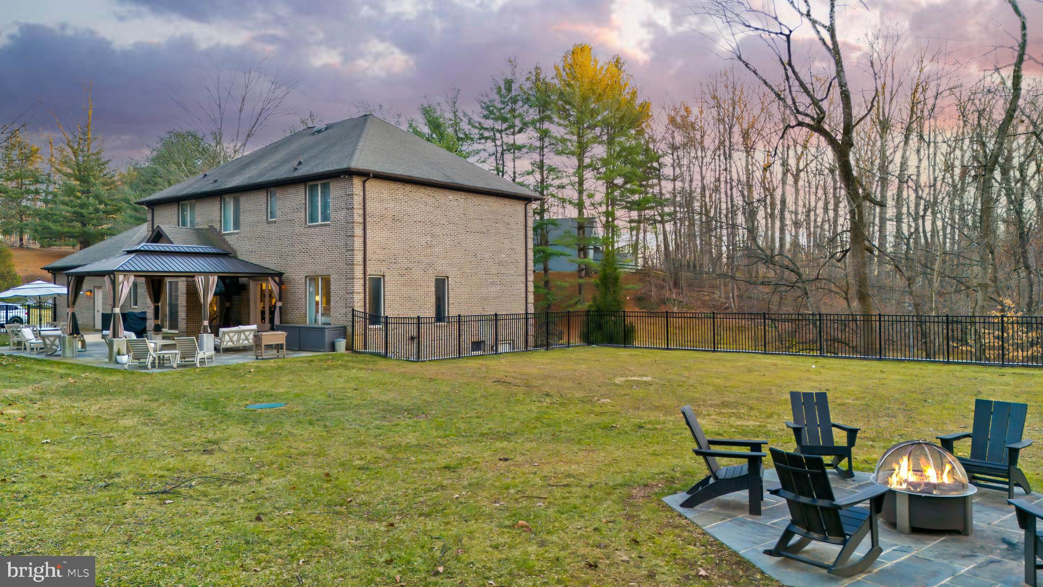 3216 HUNTING TWEED DRIVE